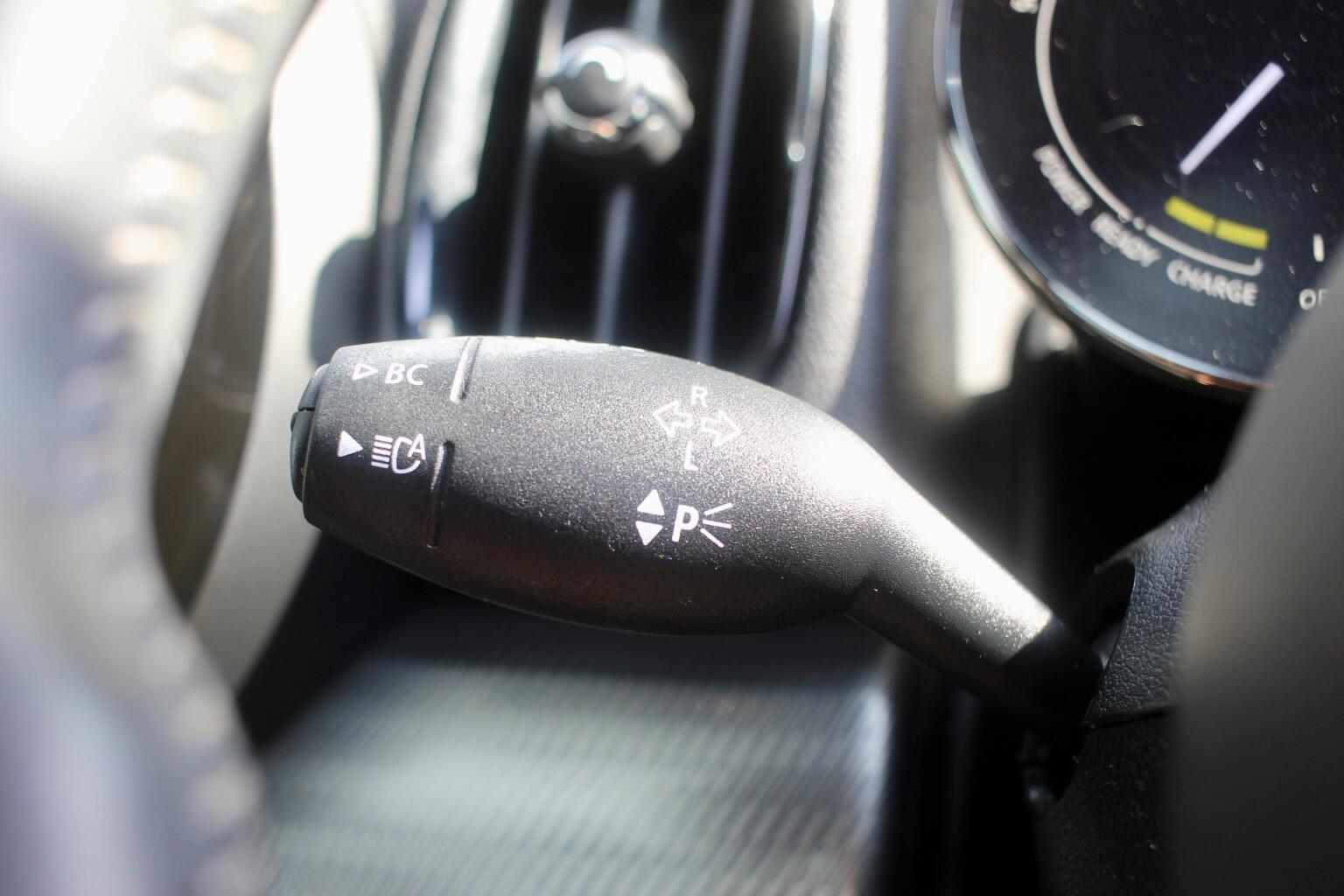 Mini Countryman view 22