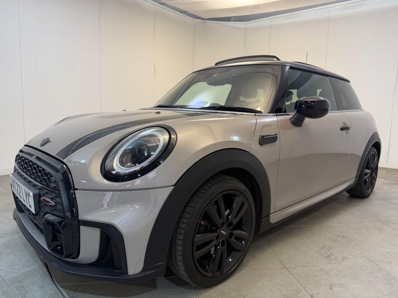 Mini Cooper view 7