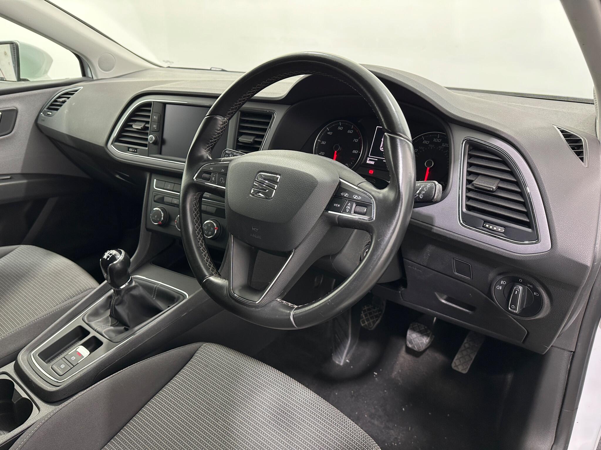Seat Leon view 11