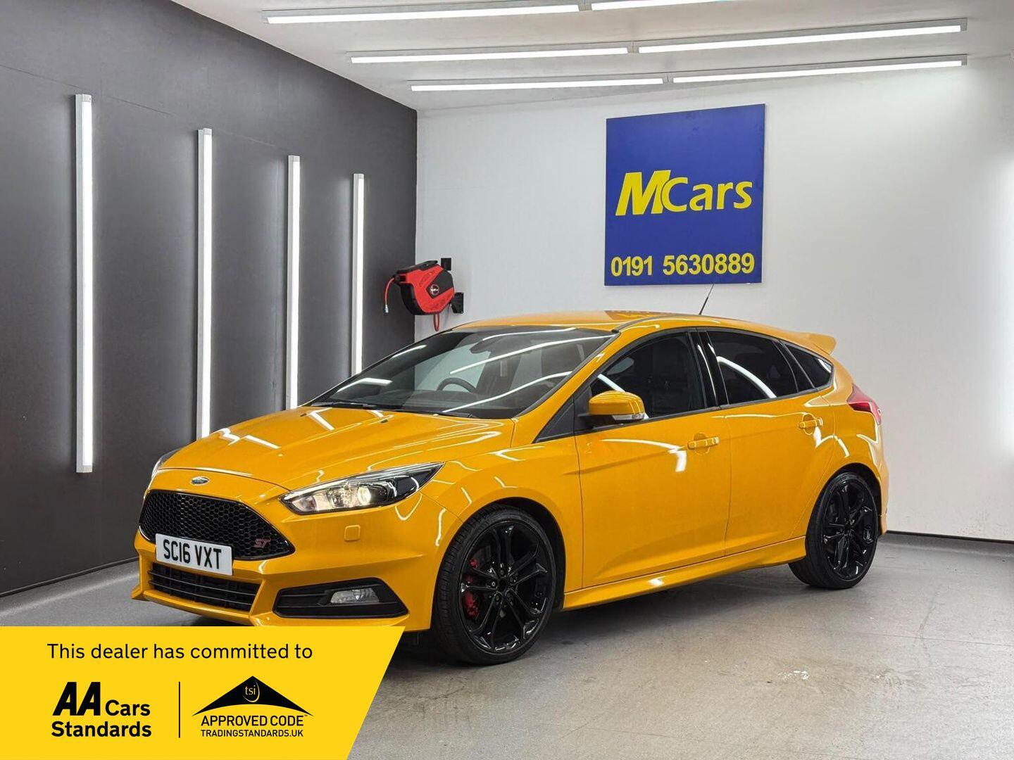 2016 Ford Focus in Yellow for sale