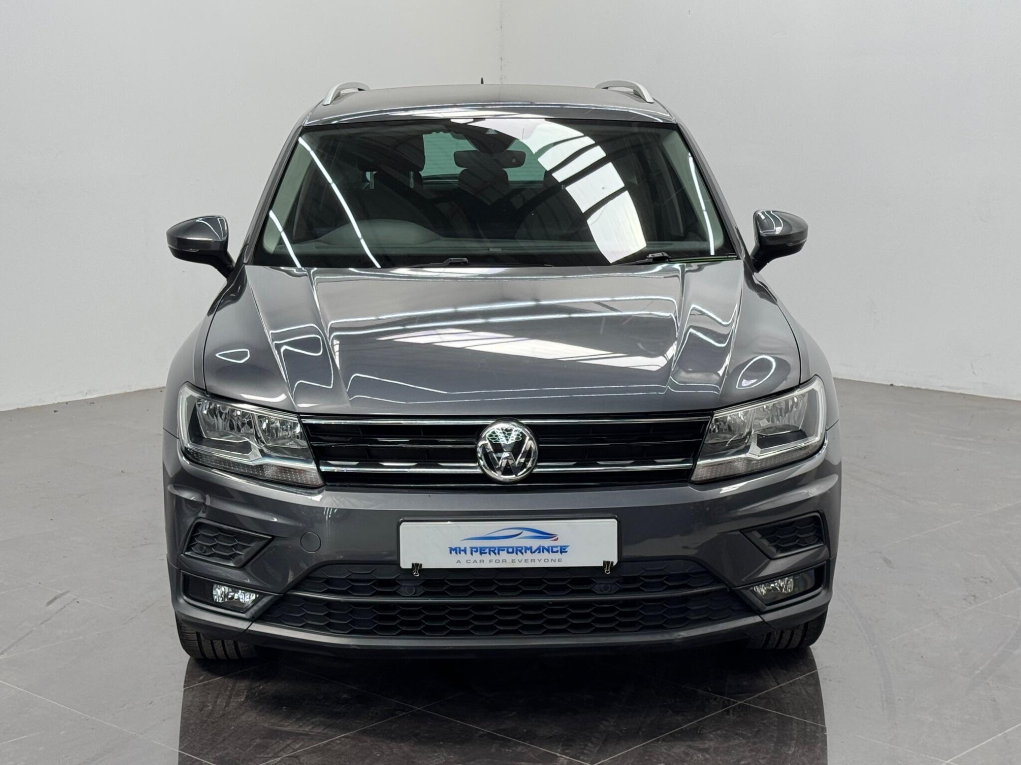 Volkswagen Tiguan view 53