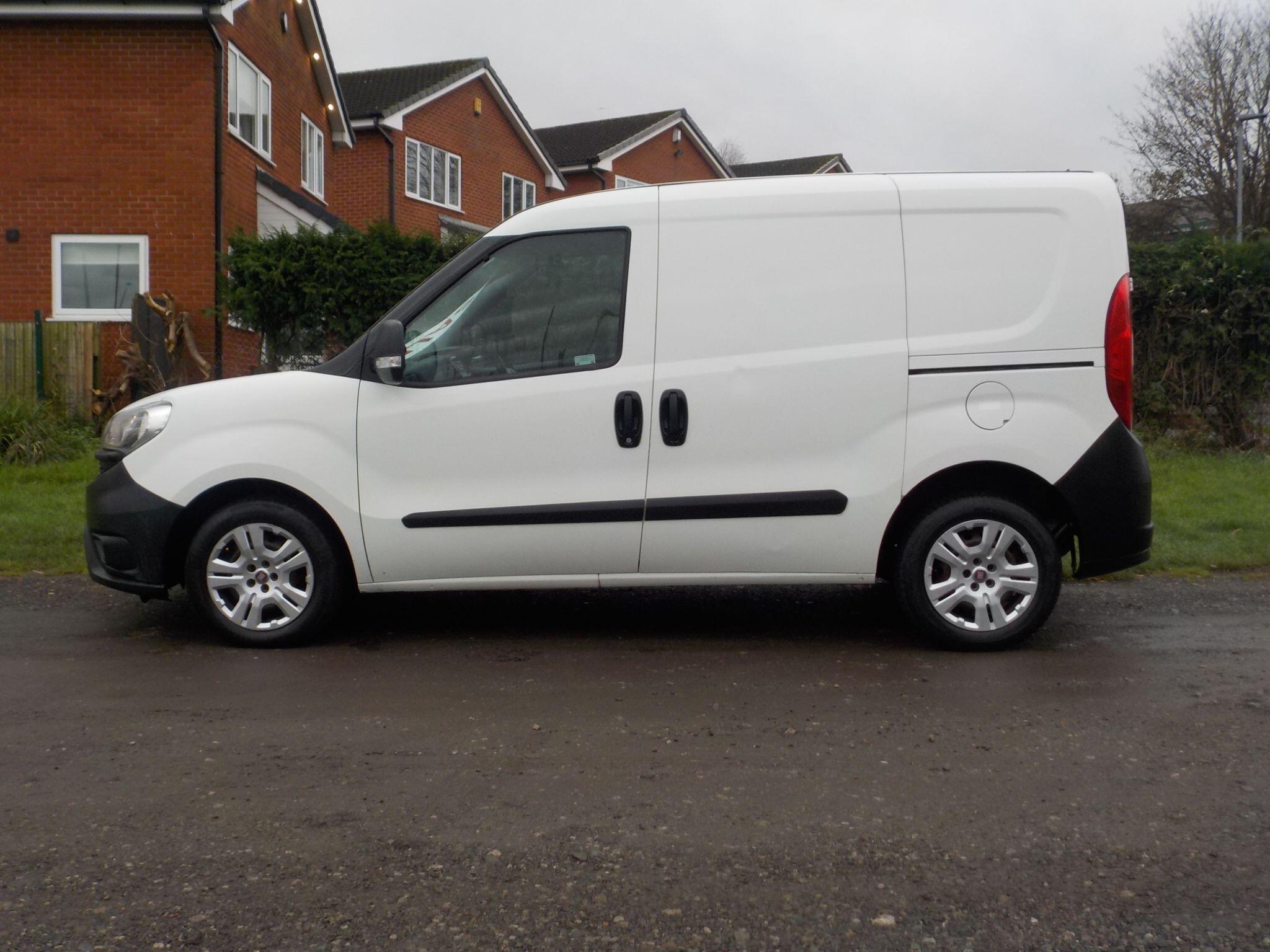 Fiat Doblo 1.3 JTD MultiJet 16v L1 H1 4dr
