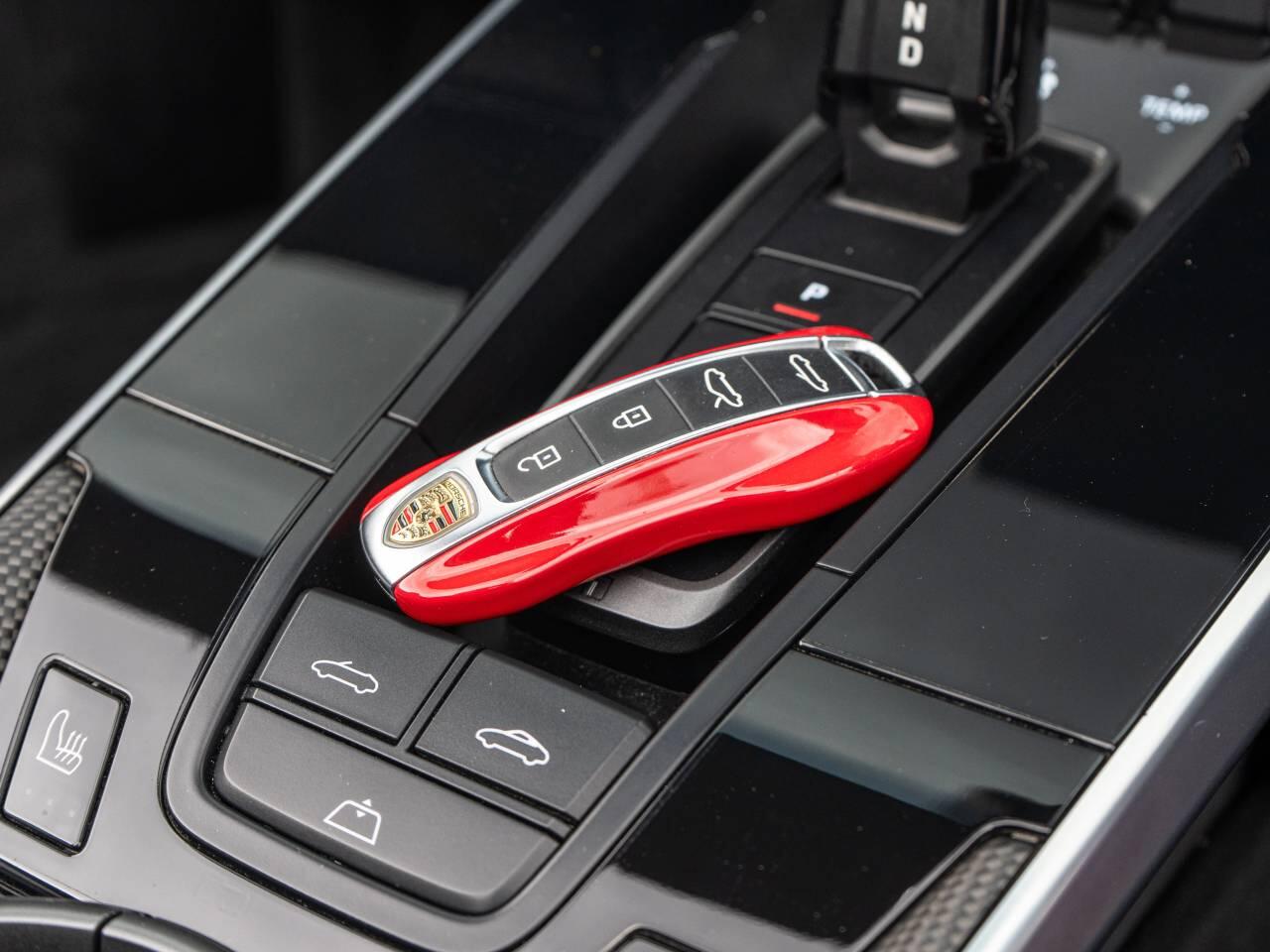 Porsche 911 view 52