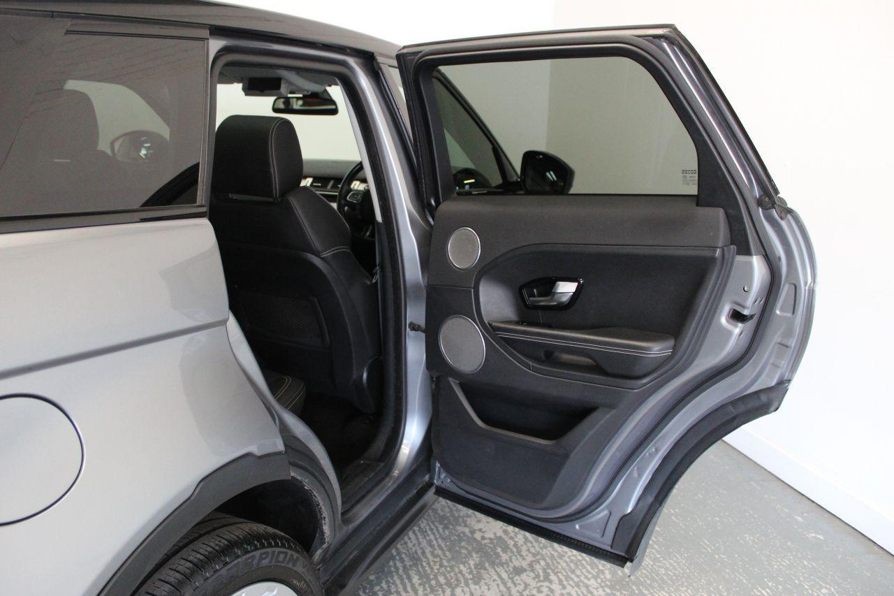 Land Rover Range Rover Evoque view 28