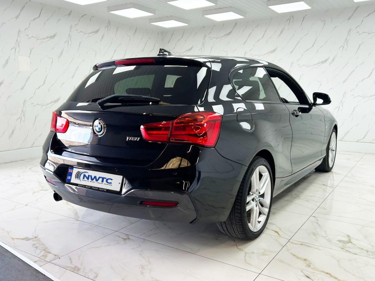 BMW 1 Series view 12