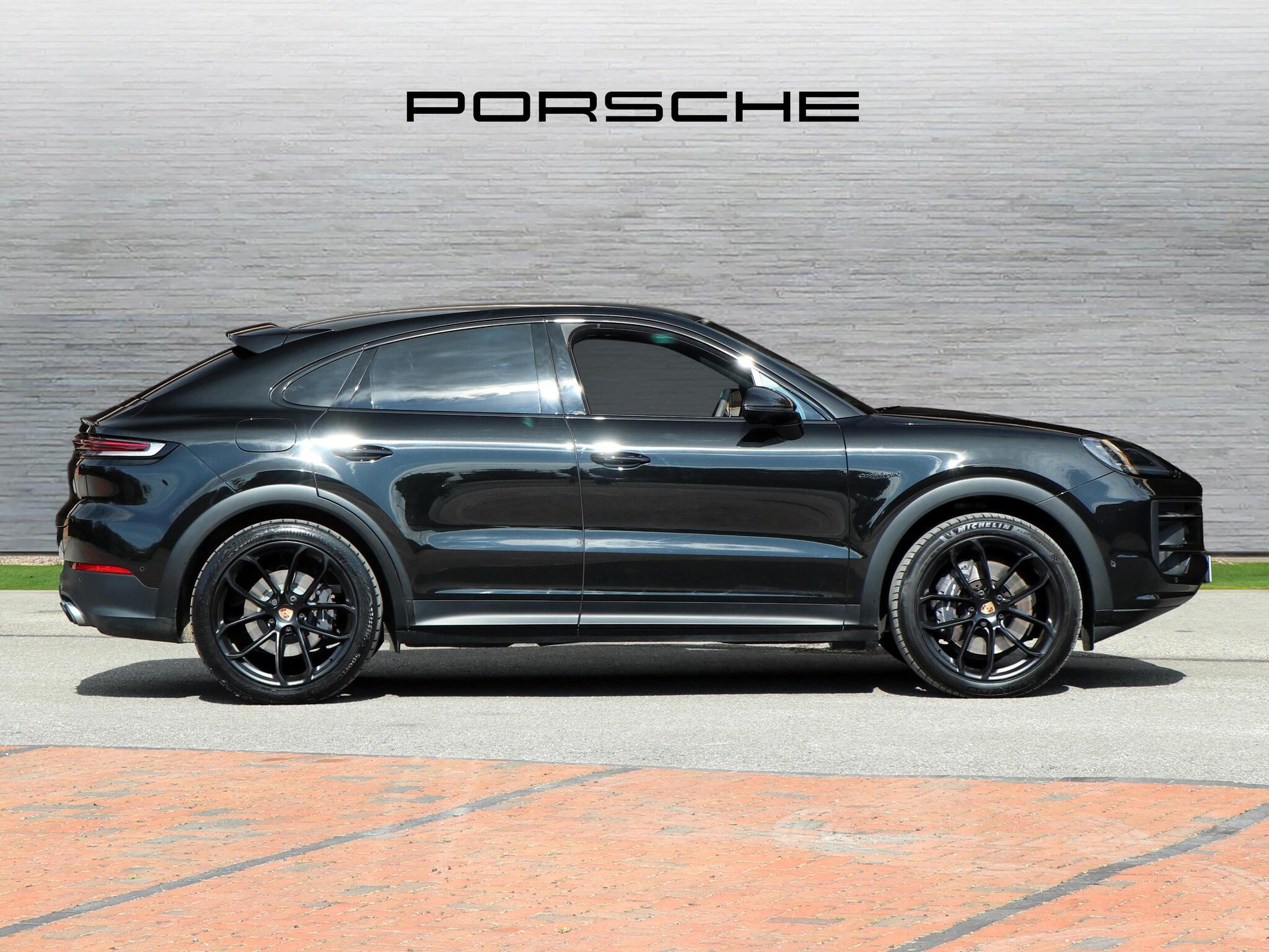 Porsche Cayenne view 5