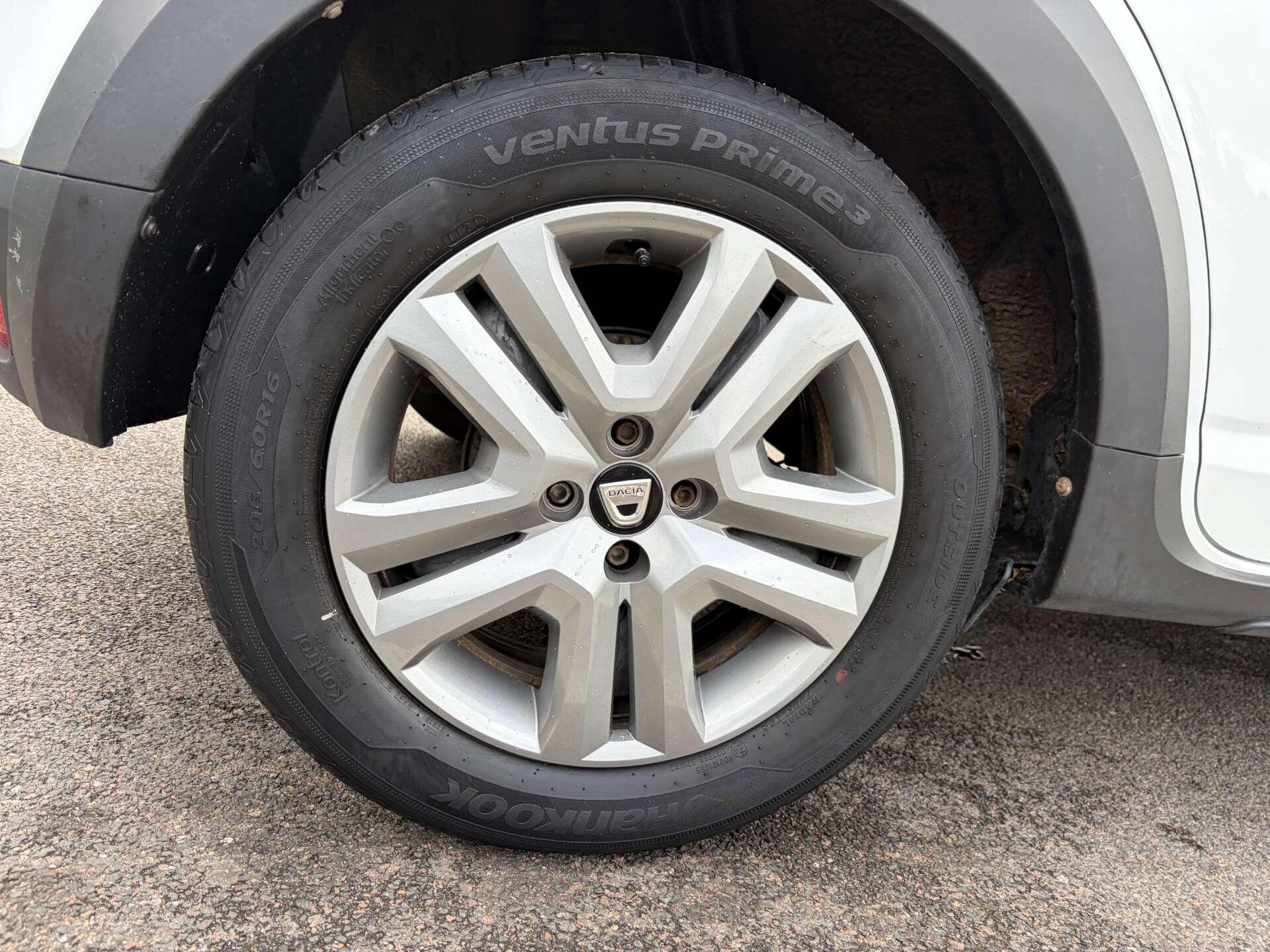 Dacia Sandero Stepway view 11