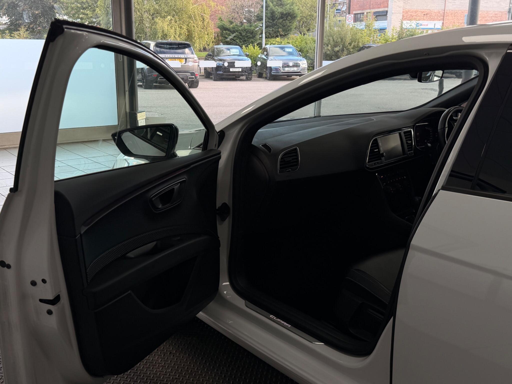 Seat Leon view 35