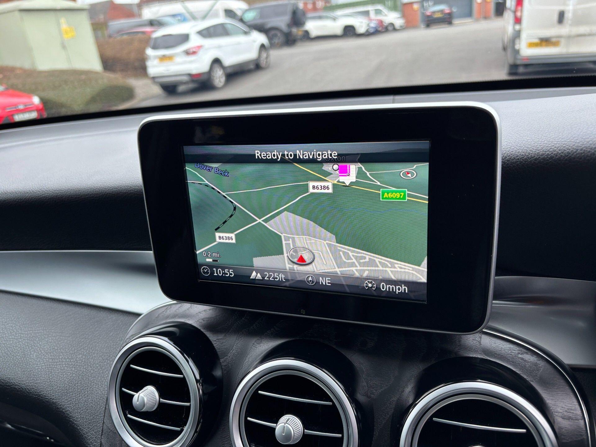 Mercedes-Benz GLC view 15