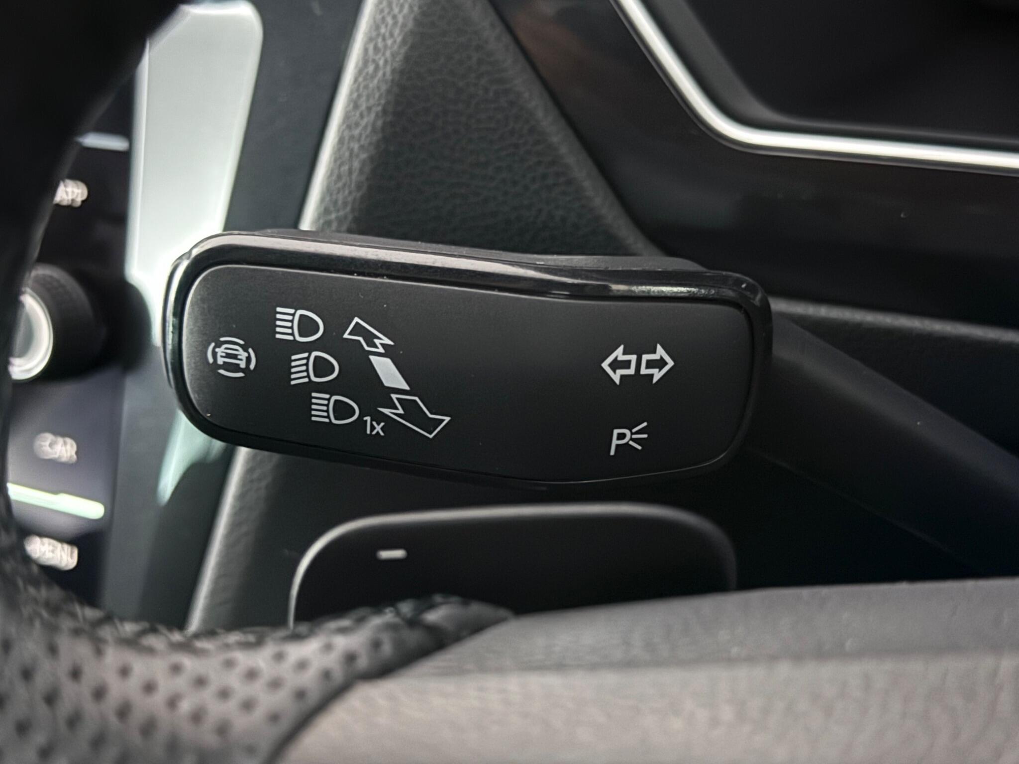 Volkswagen Tiguan view 16