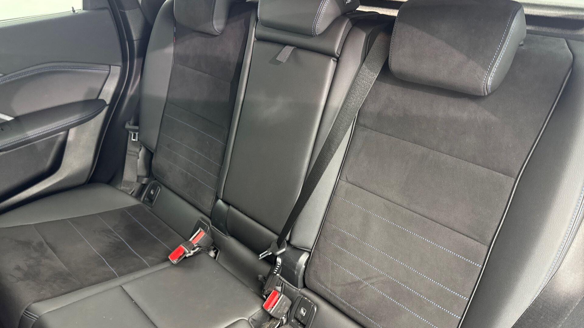 BMW iX1 view 12
