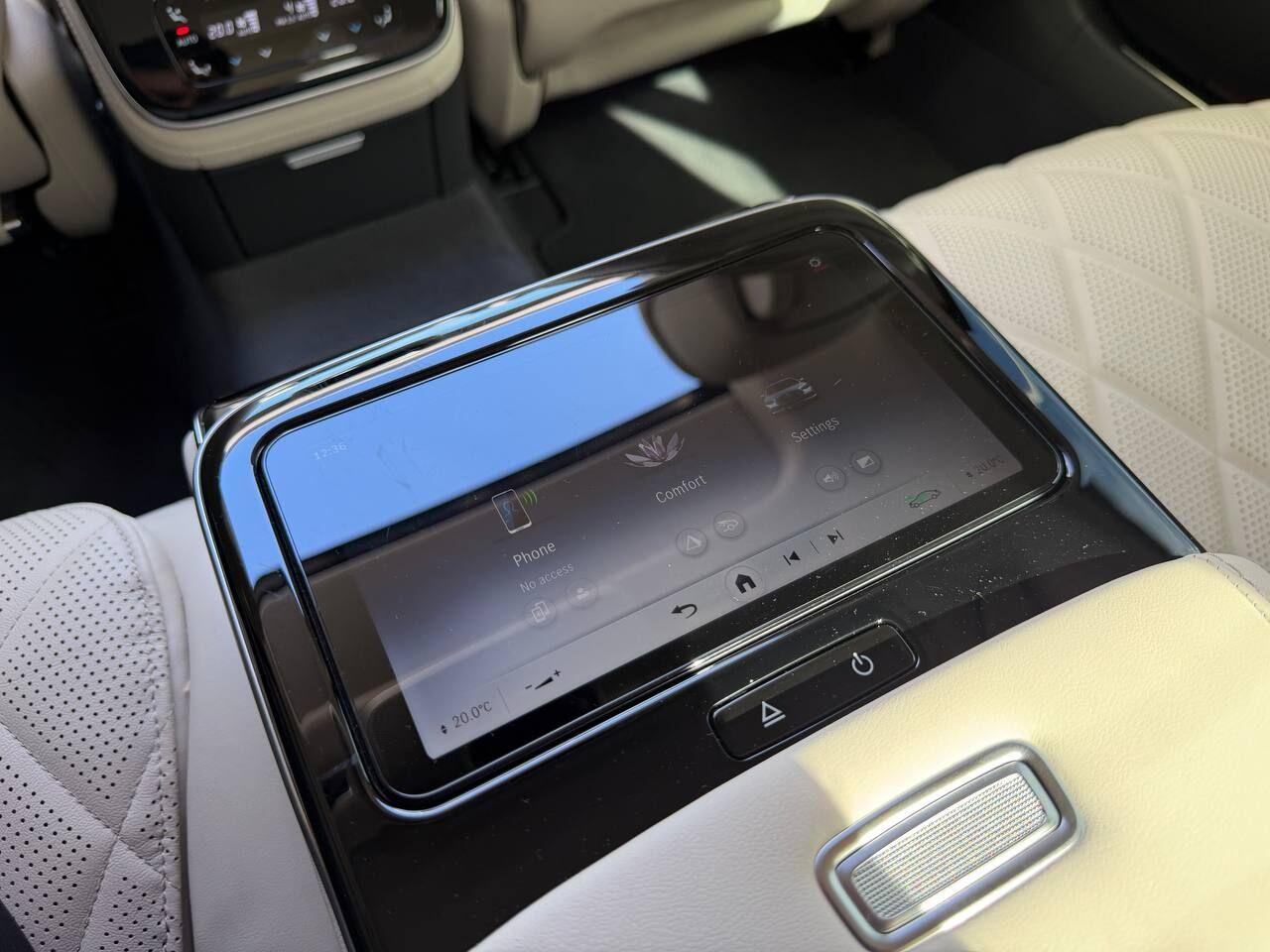 Mercedes-Benz S-Class view 28