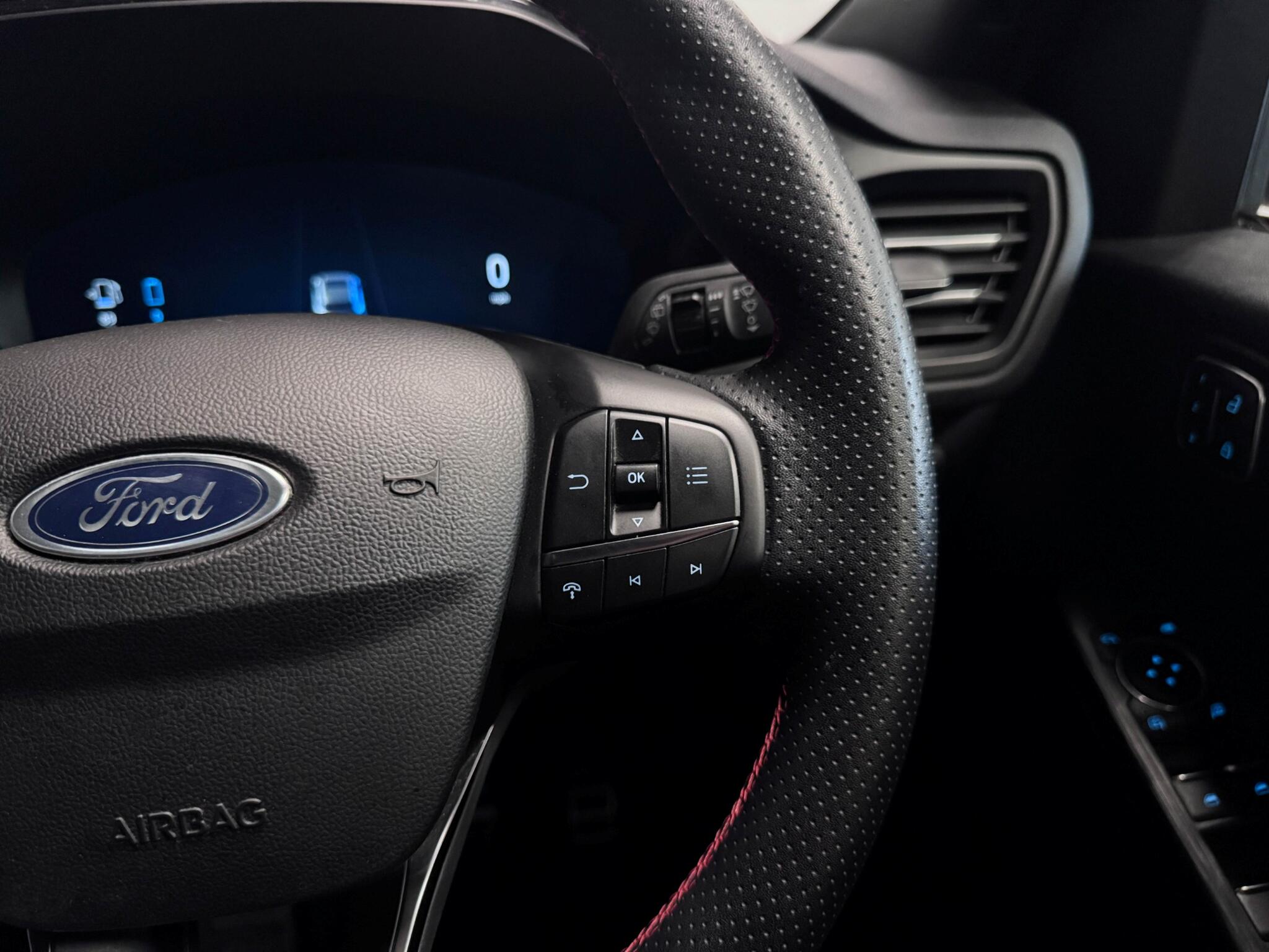 Ford Kuga view 19