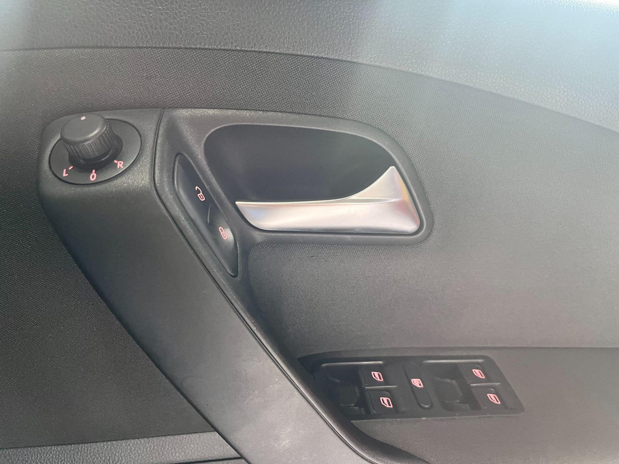 Volkswagen Polo view 17