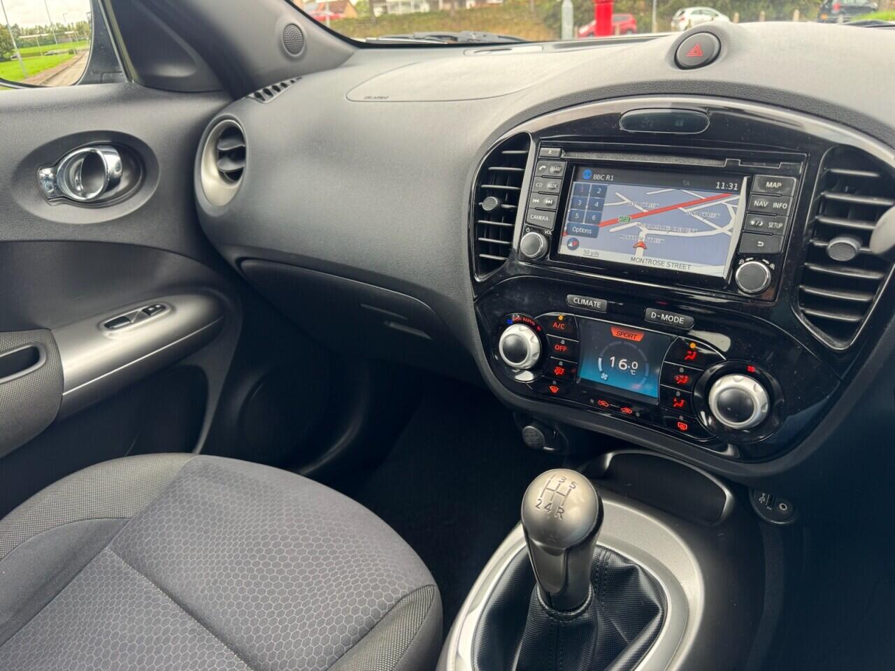 Nissan Juke view 45
