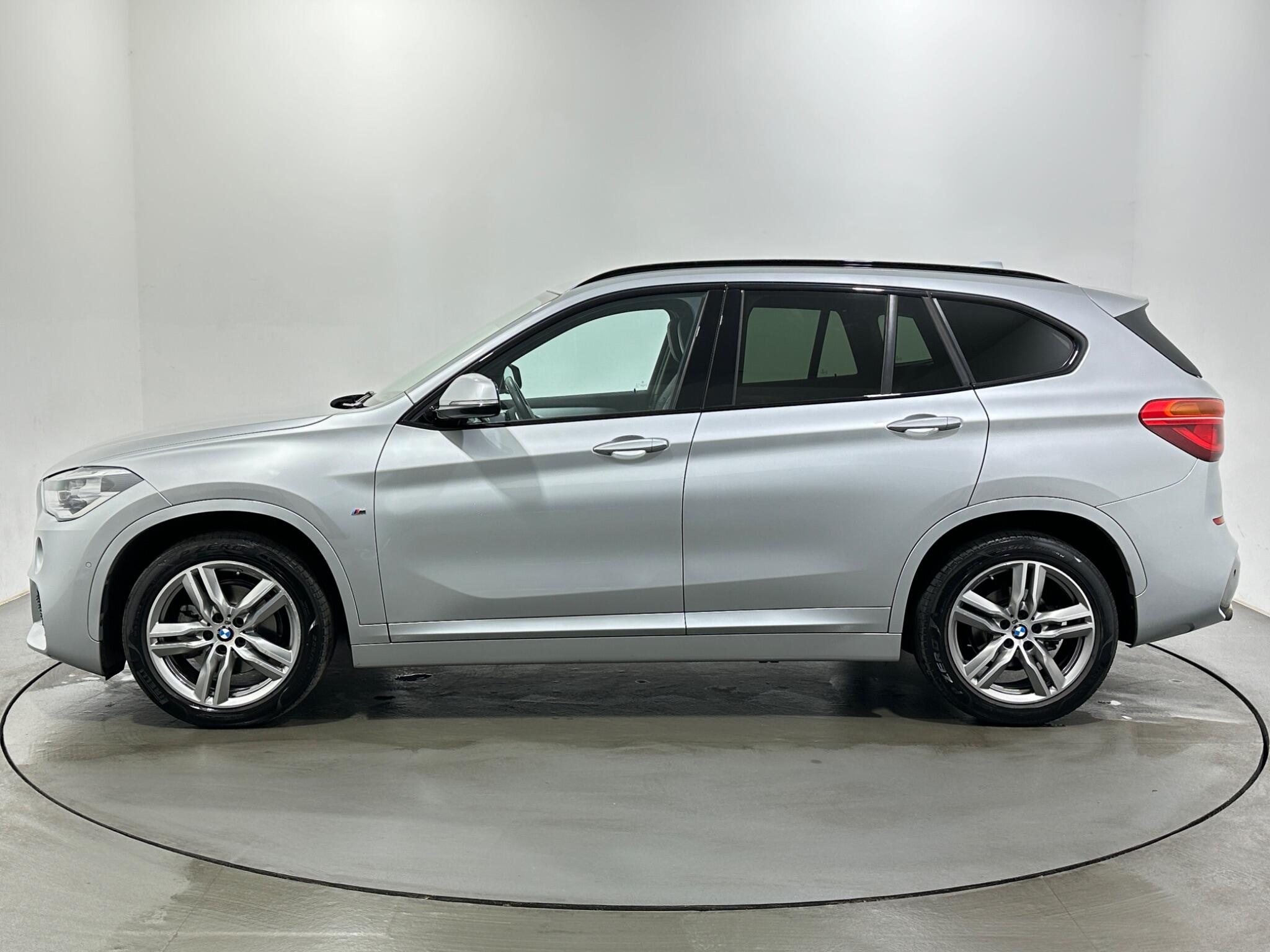 BMW X1 view 5
