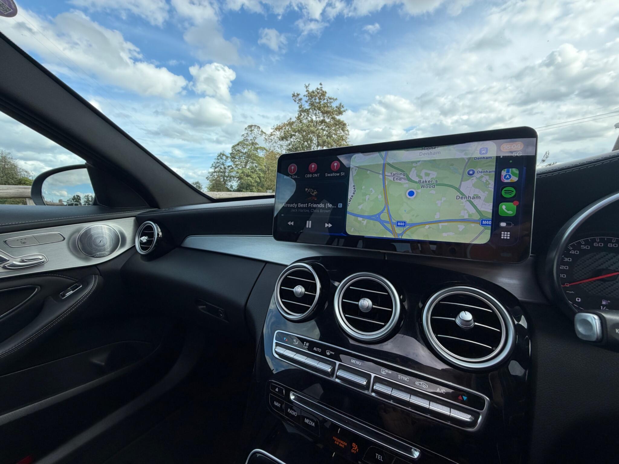 Mercedes-Benz C-Class view 21