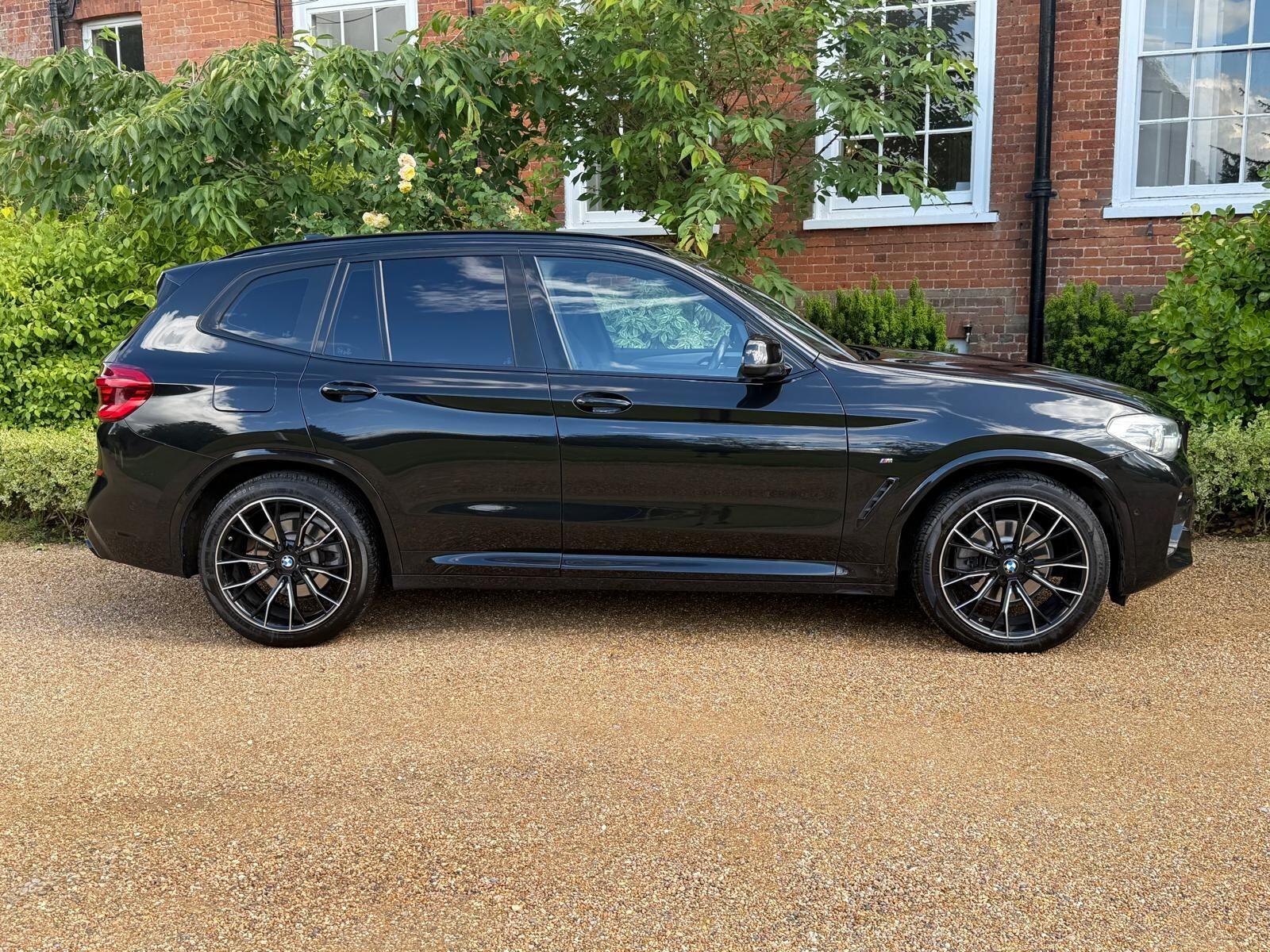 BMW X3 view 8