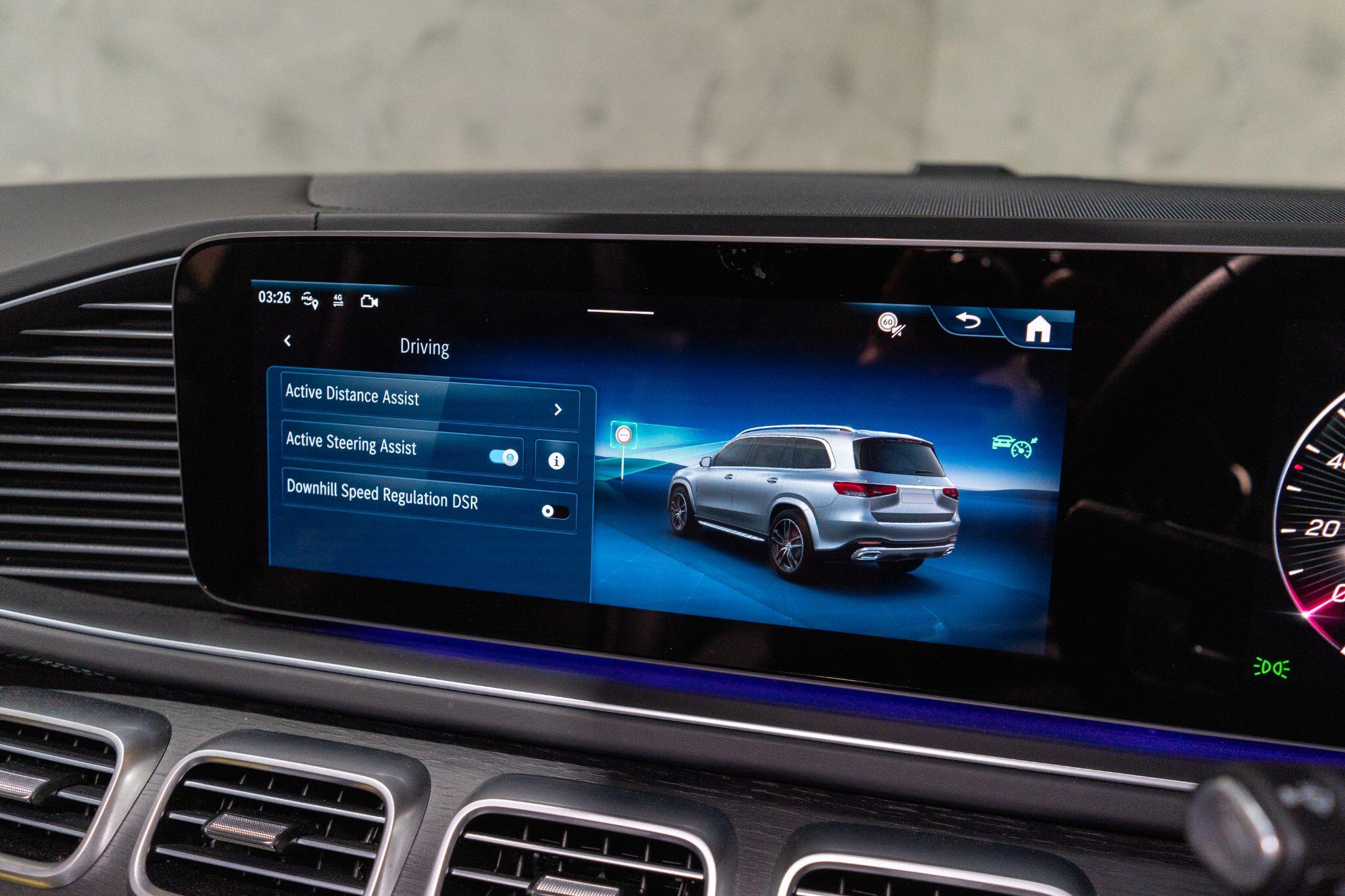 Mercedes-Benz GLS view 29