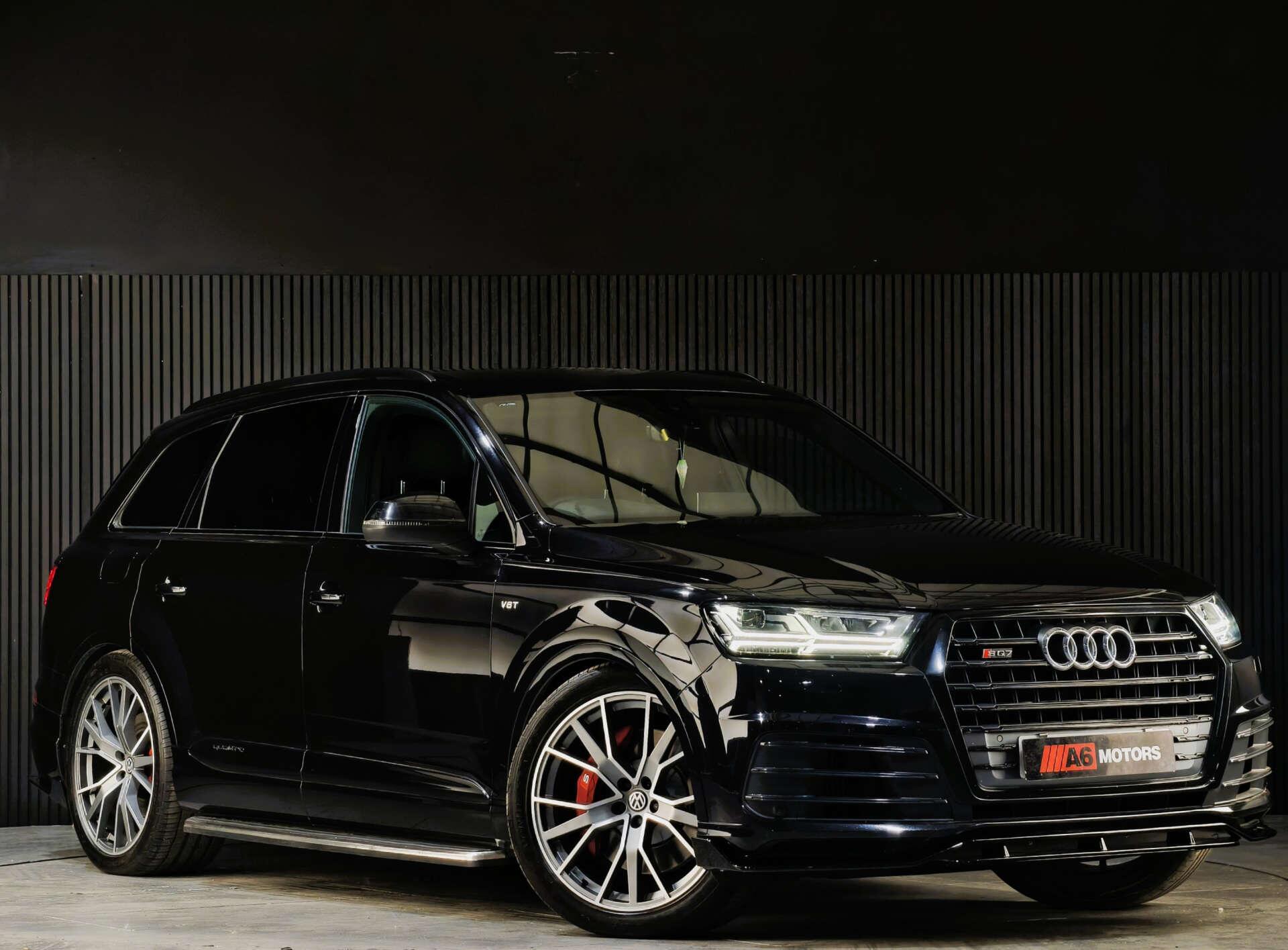 Audi SQ7 view 5