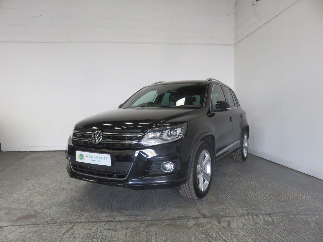 Volkswagen Tiguan view 2