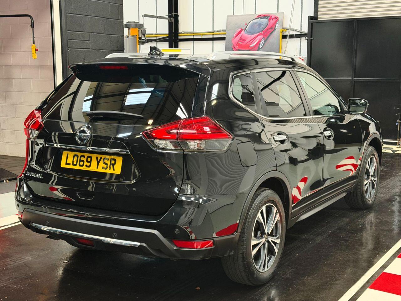 Nissan X-Trail view 13