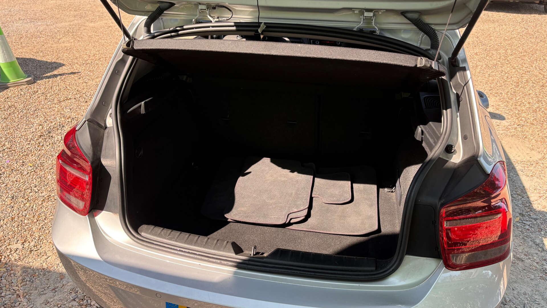 BMW 1 Series view 42