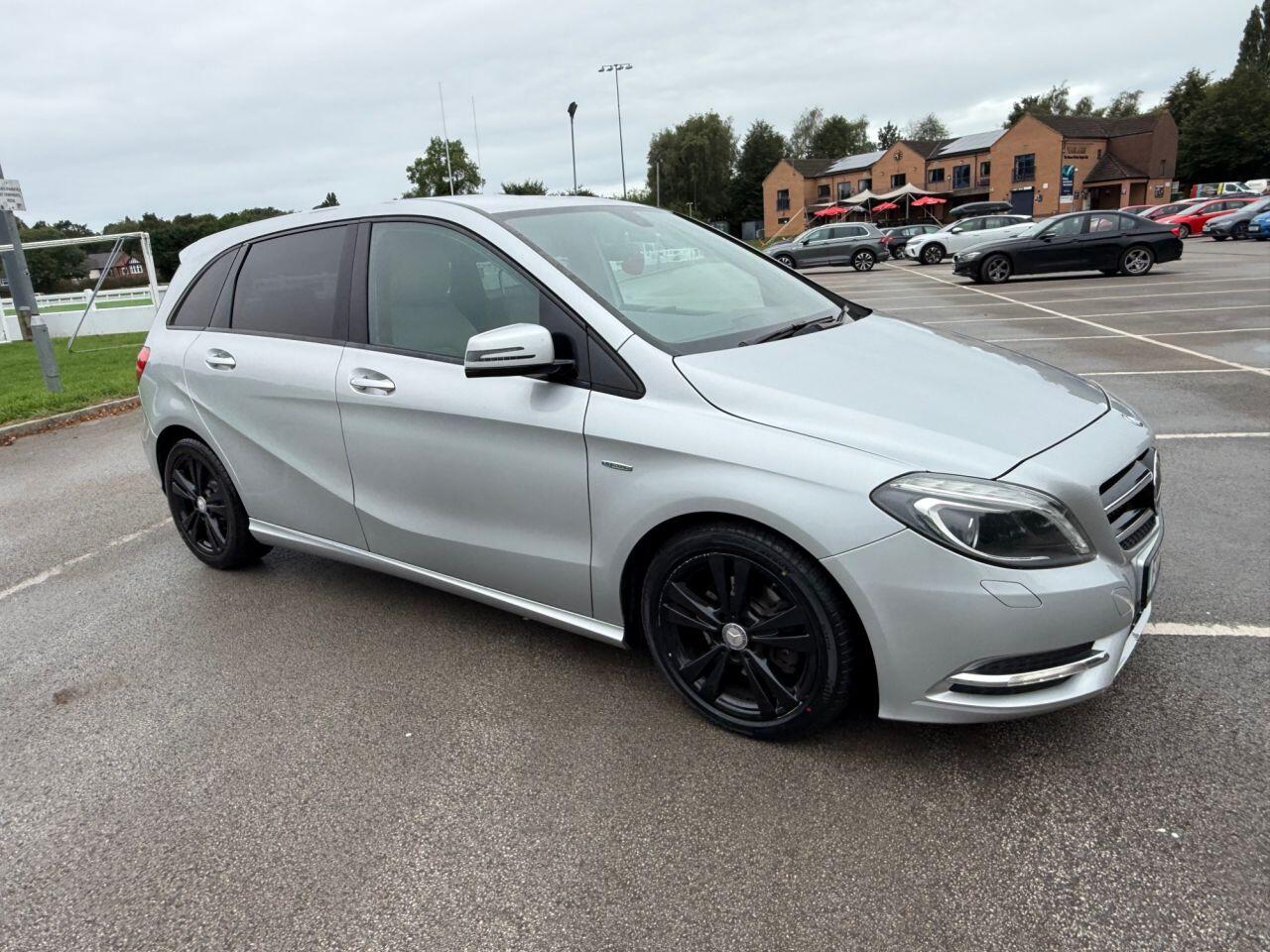 Mercedes-Benz B Class view 14