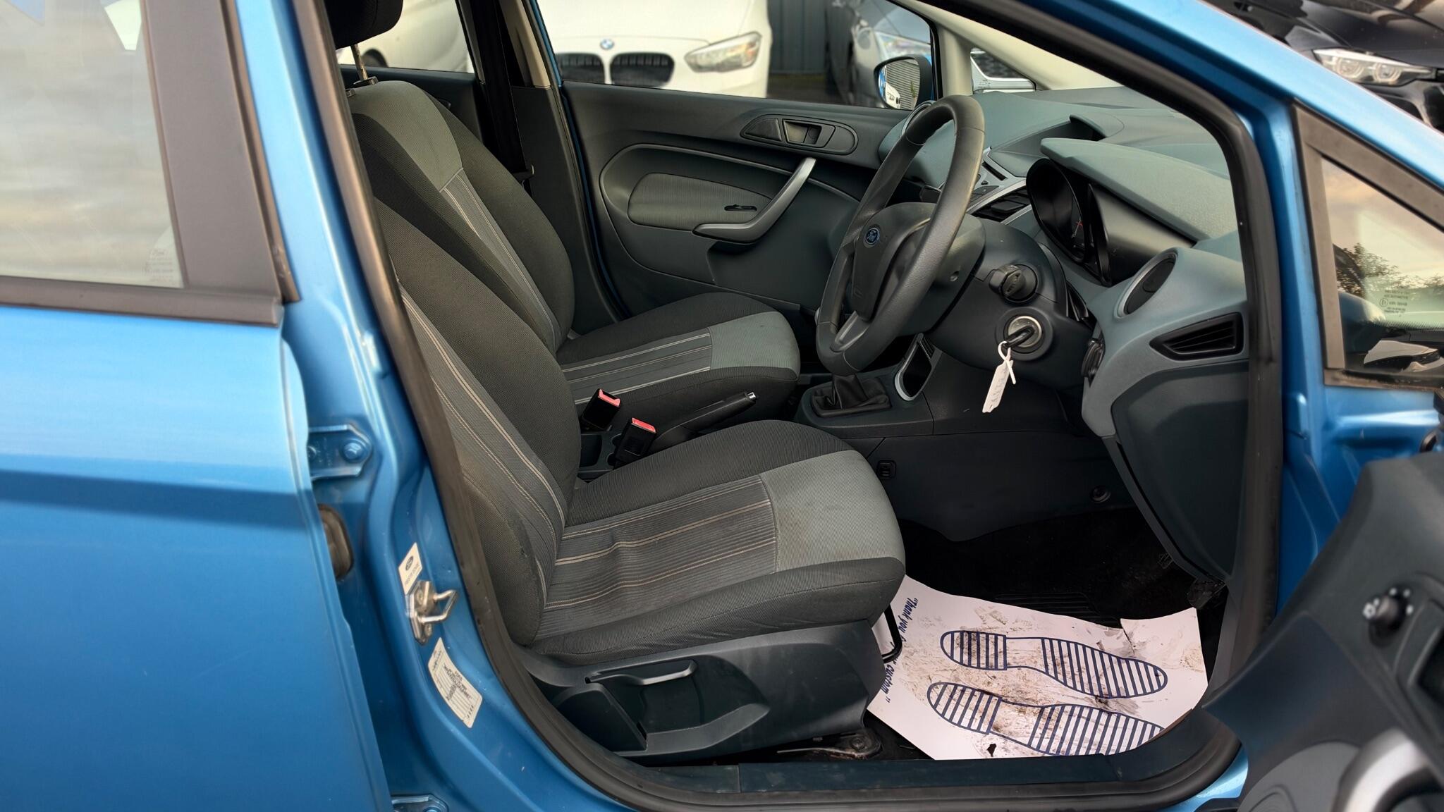 Ford Fiesta view 15