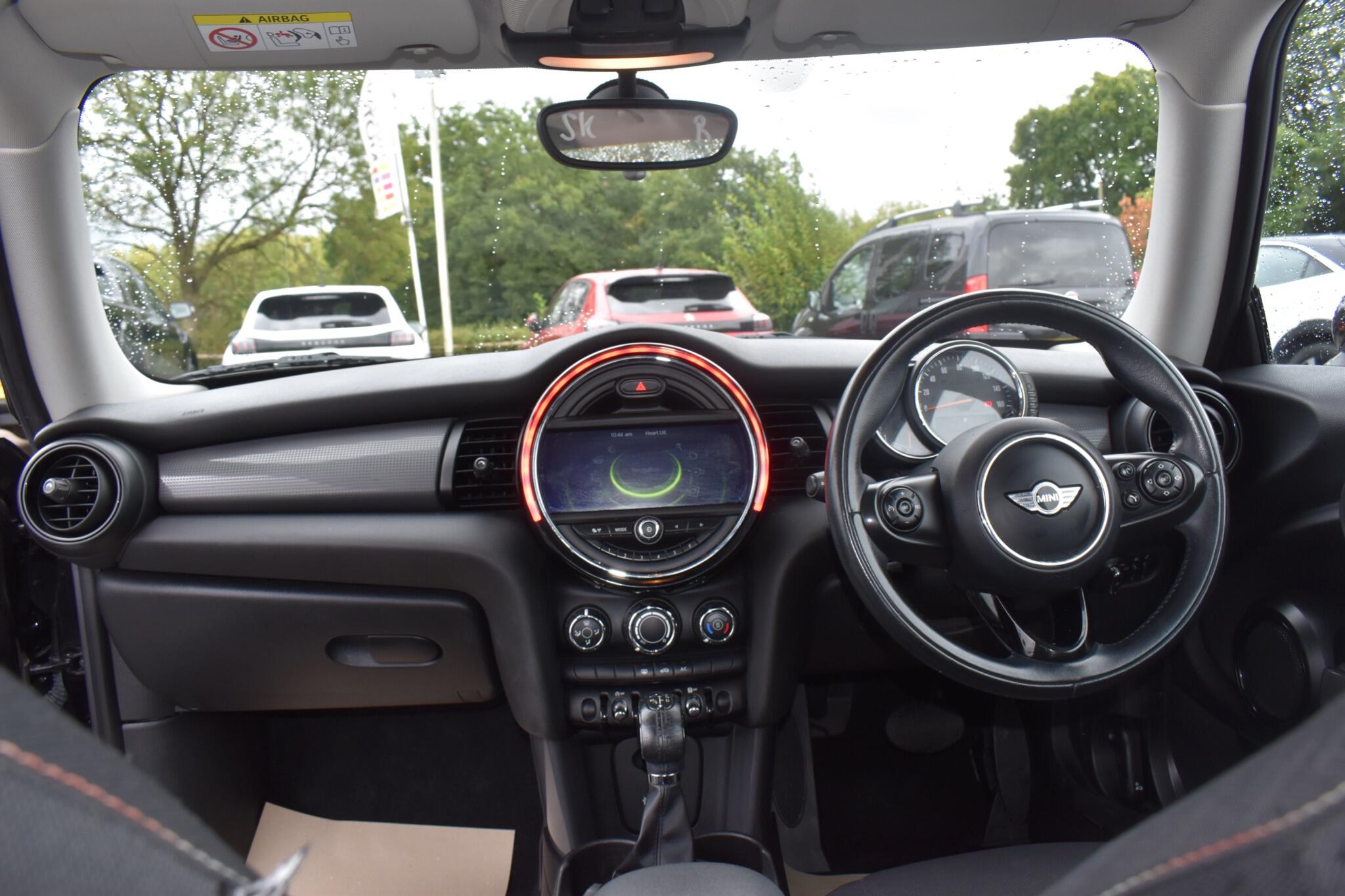 Hatch - 1.5 Cooper Auto Euro 6 (s/s) 3dr - Image 14