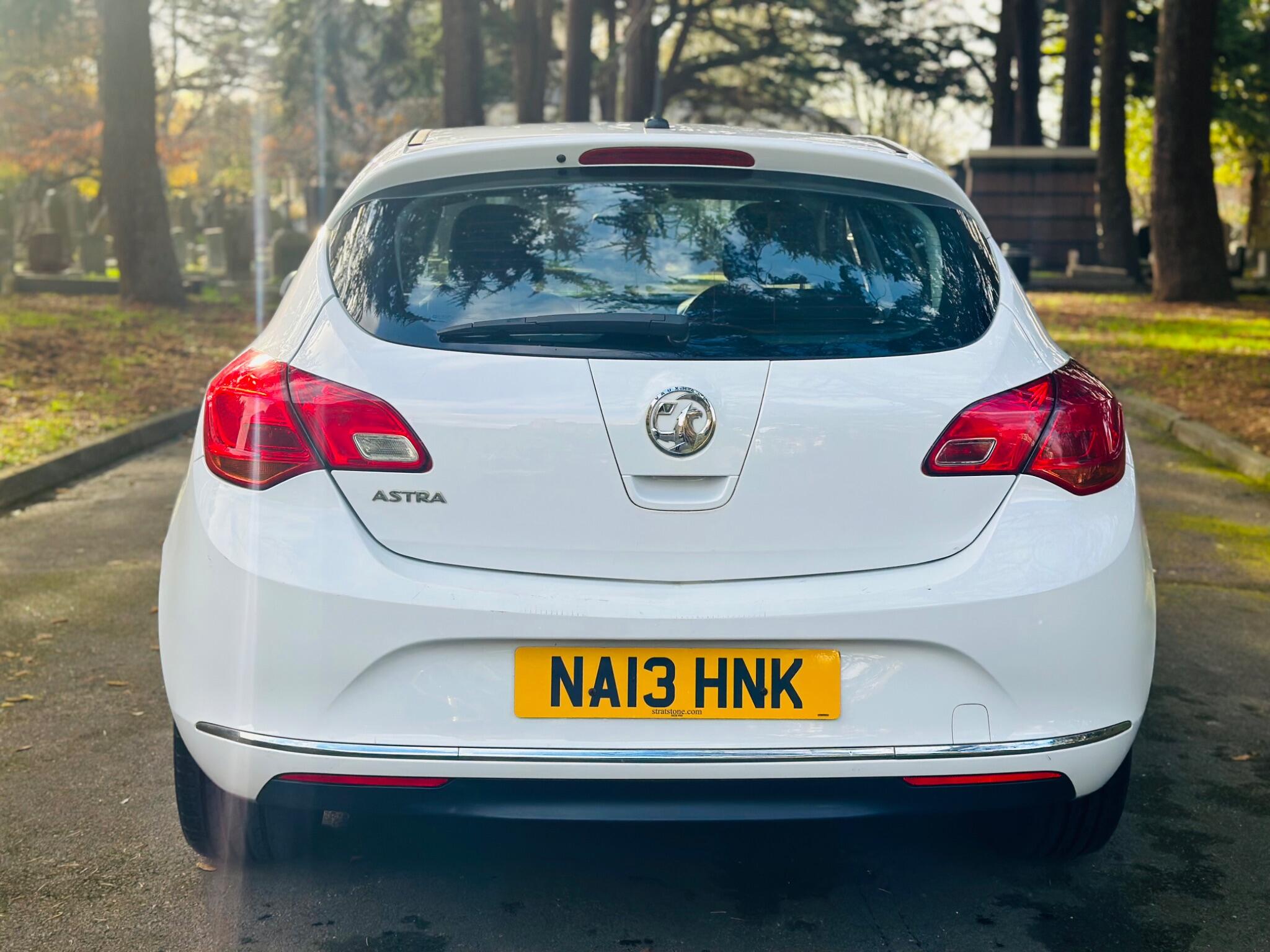 Vauxhall Astra view 19