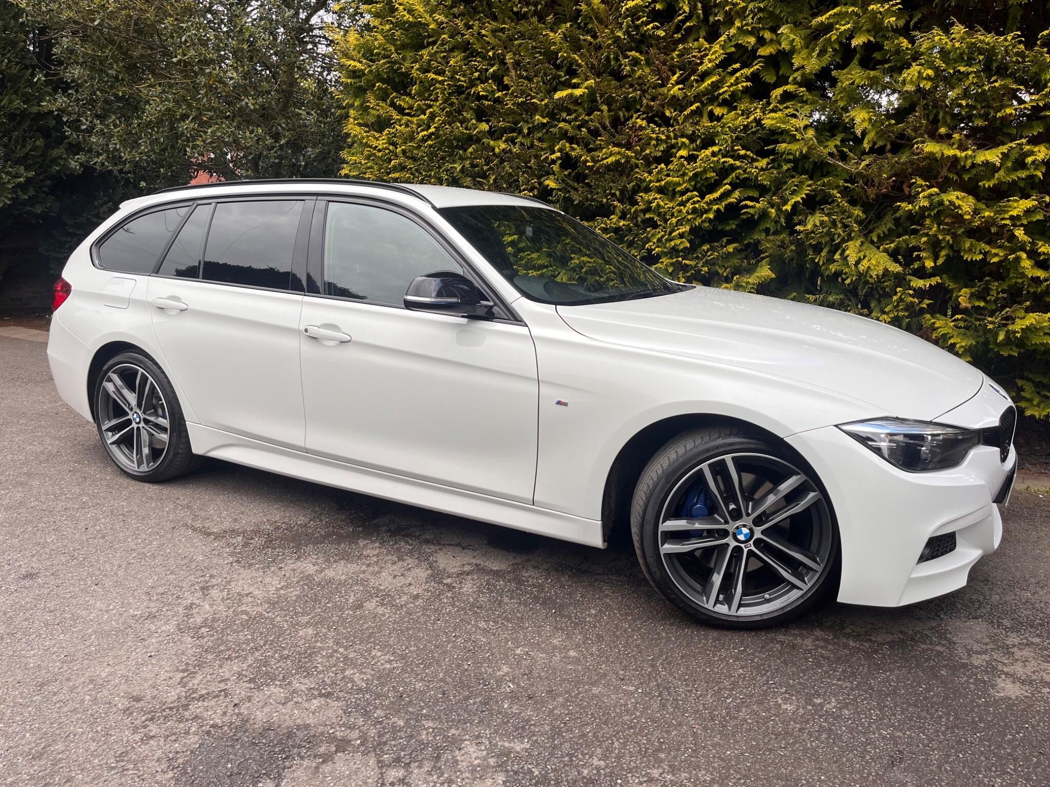 BMW 3 Series view 19
