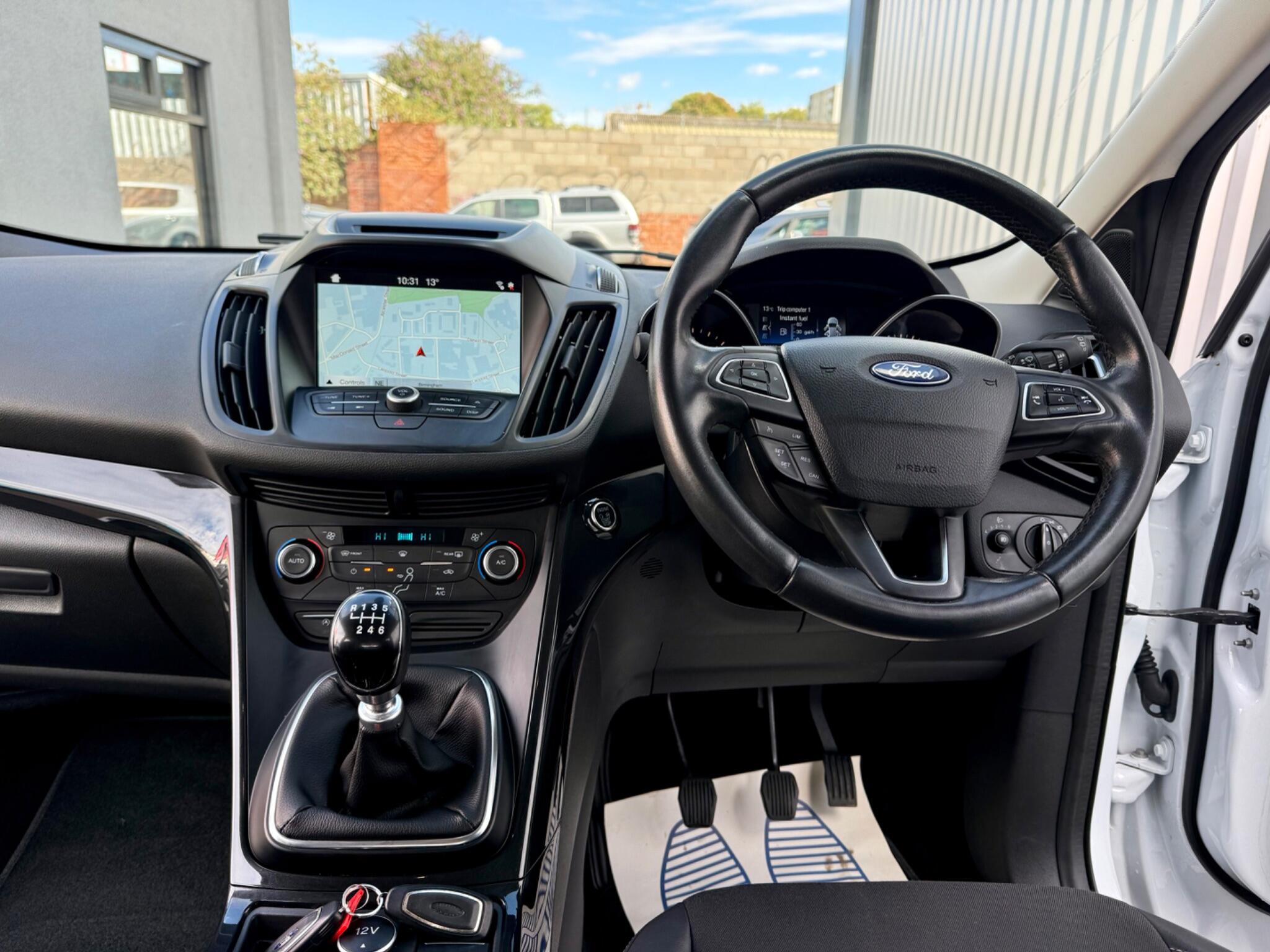 Ford Kuga view 10