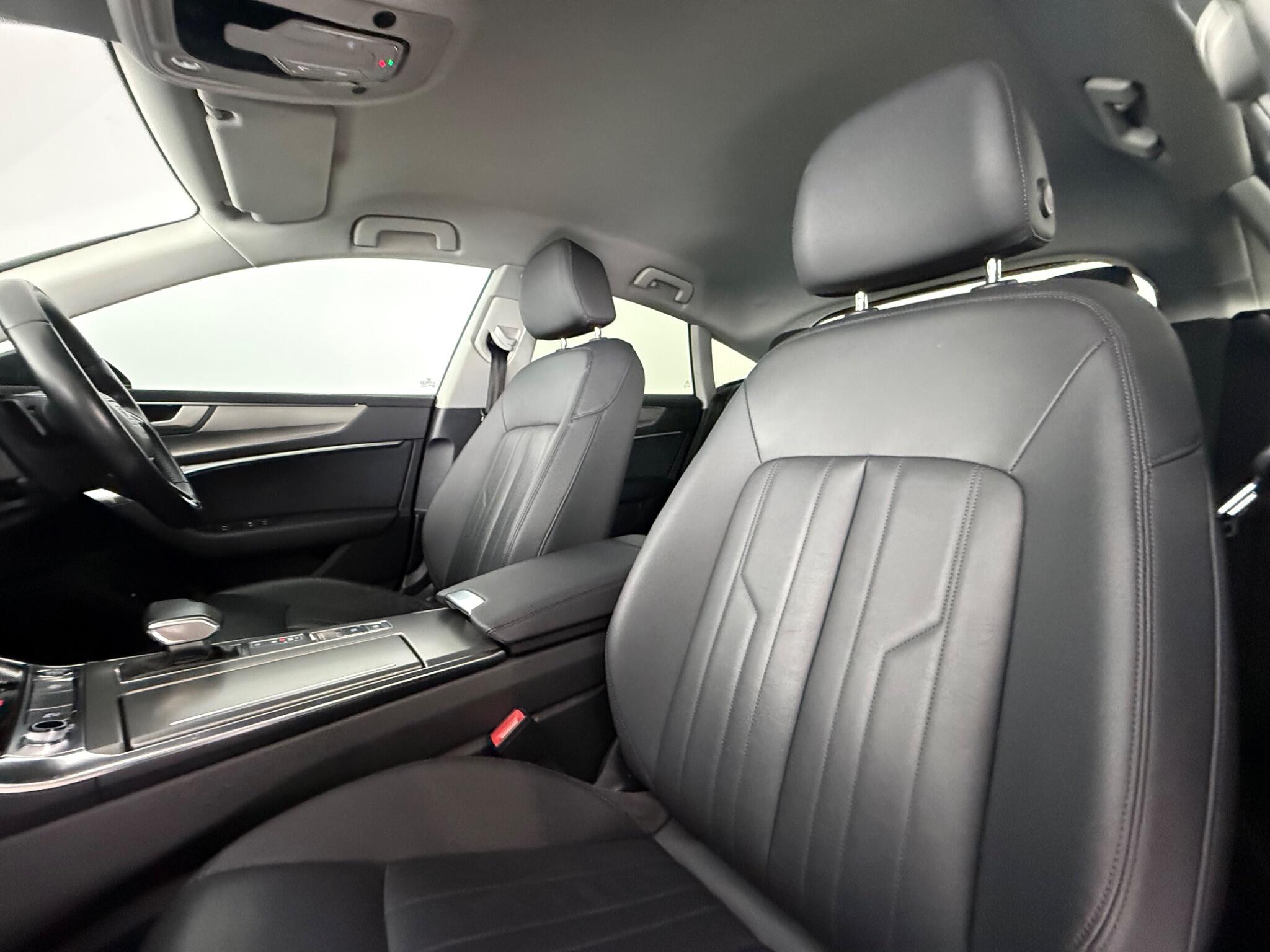 Audi A7 view 32
