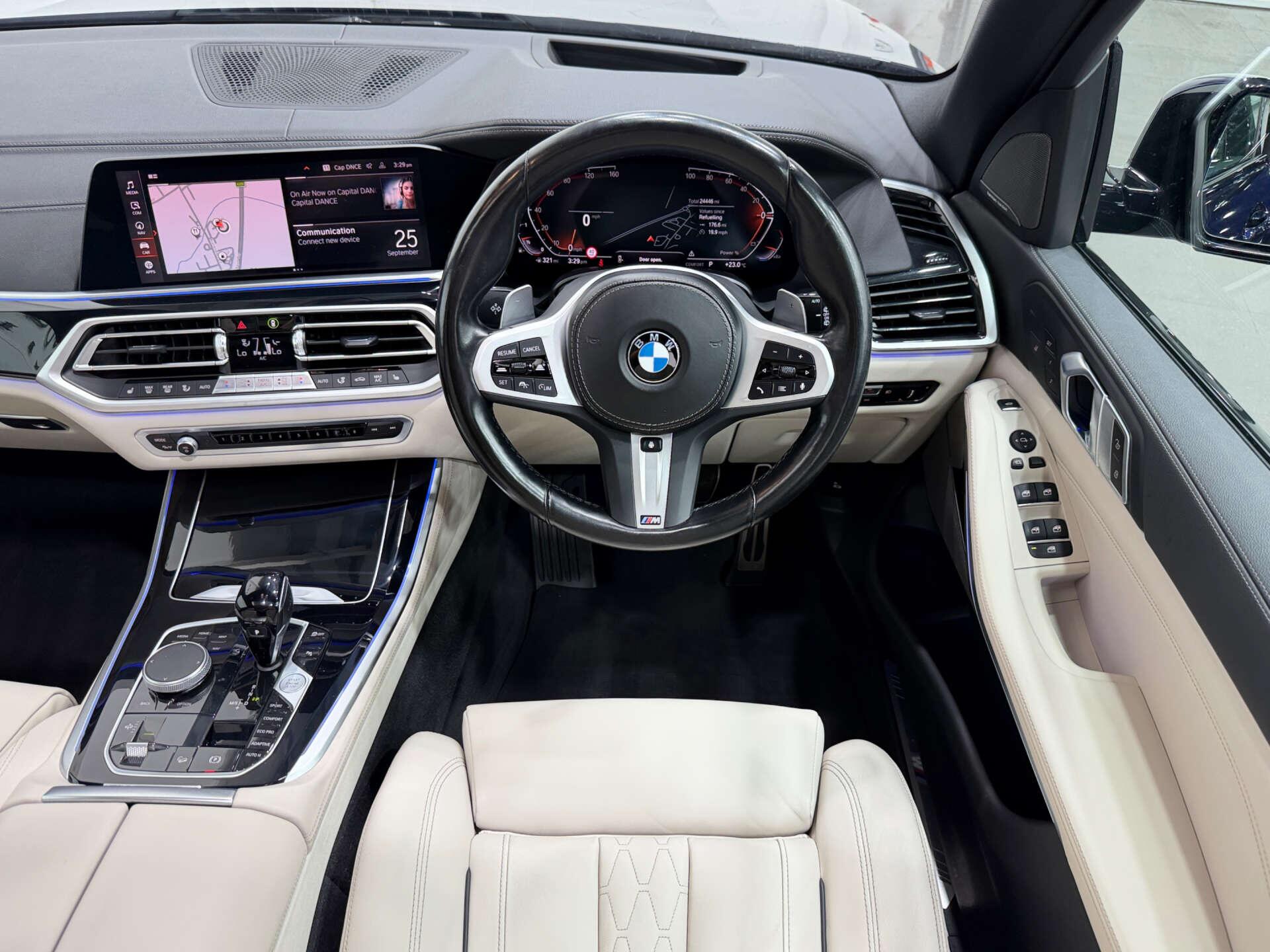 BMW X5 view 22