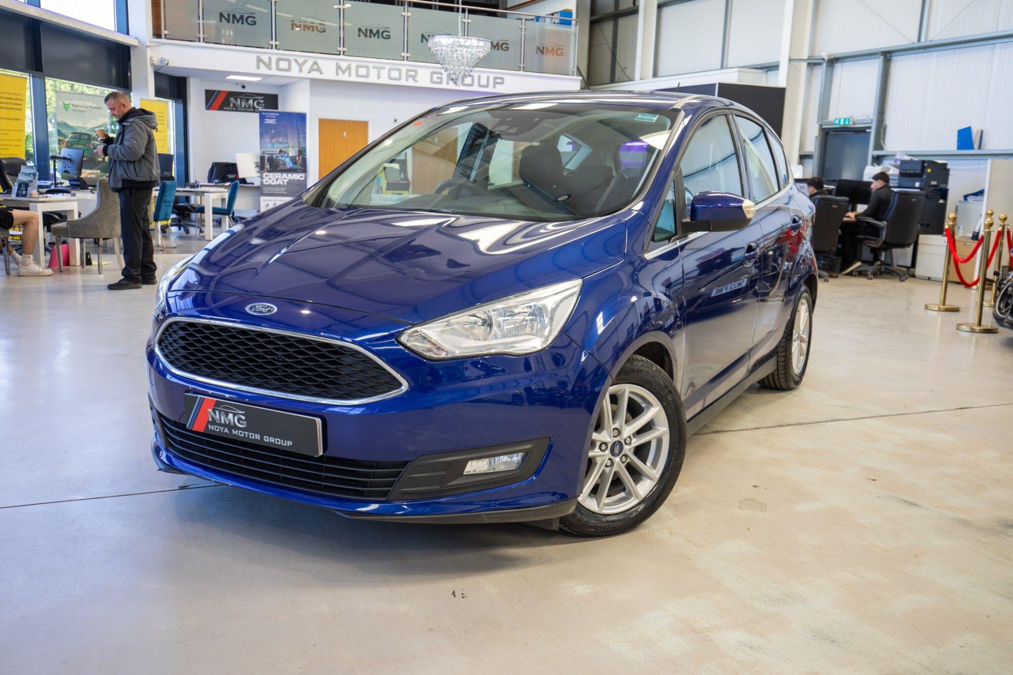 Ford C-Max view 4