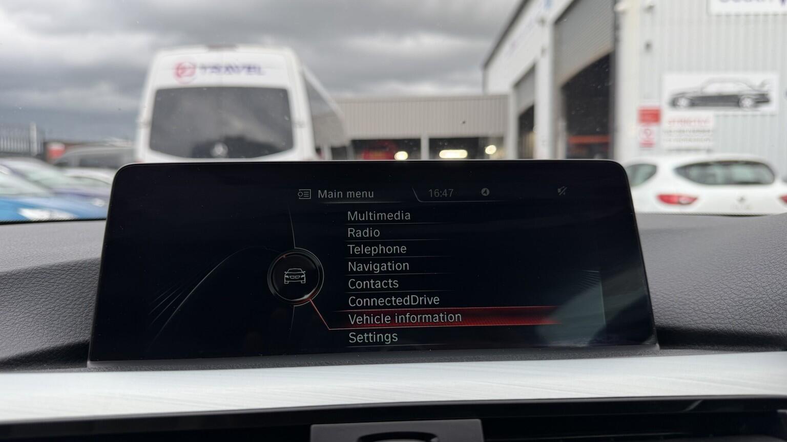 BMW 4 Series view 26