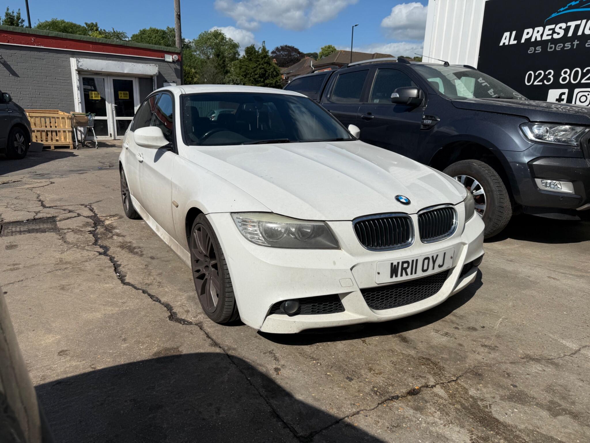 BMW 3 Series view 3