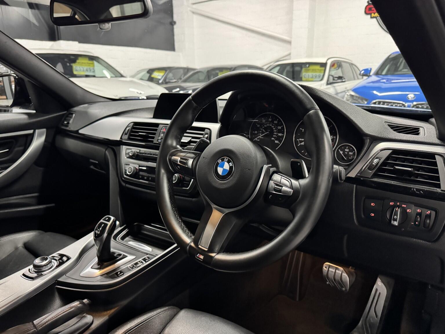 BMW 3 Series view 5