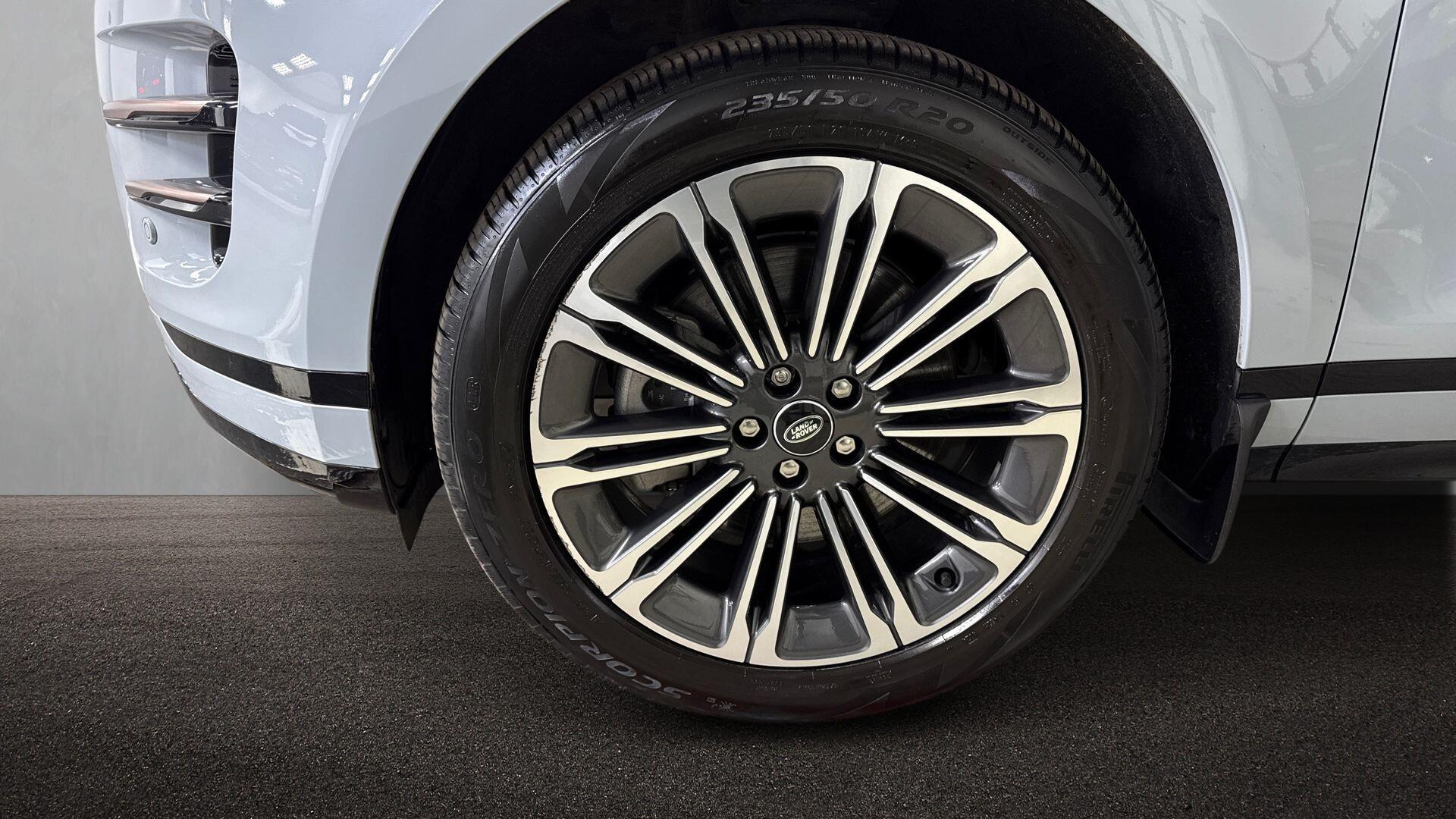 Land Rover Range Rover Evoque view 8