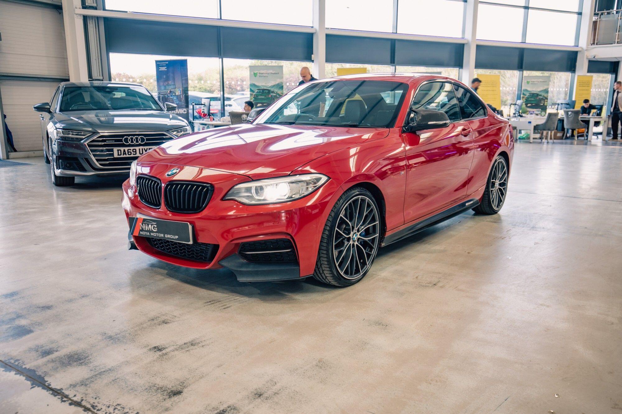 BMW 2 Series view 28