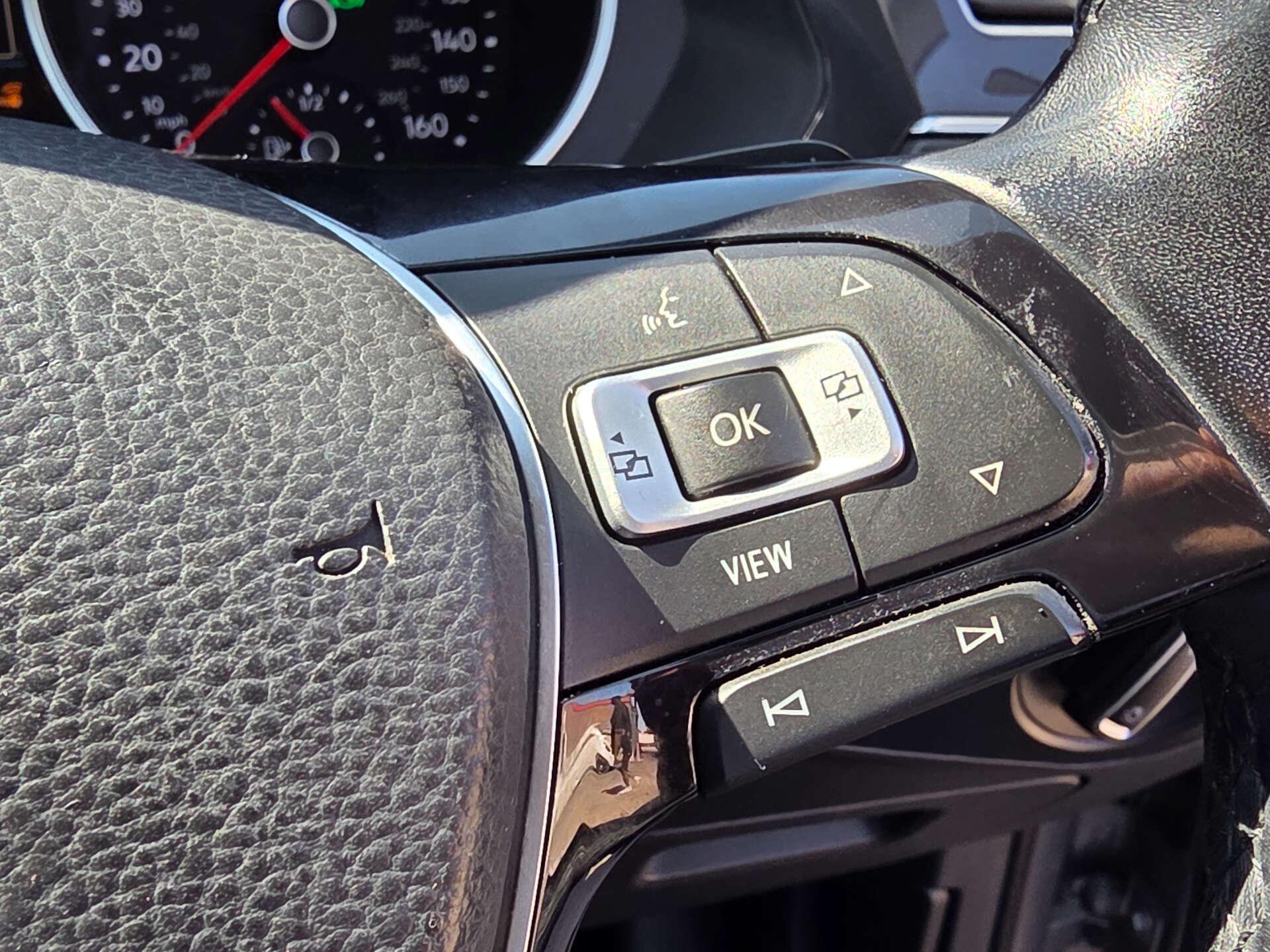 Volkswagen Tiguan view 30