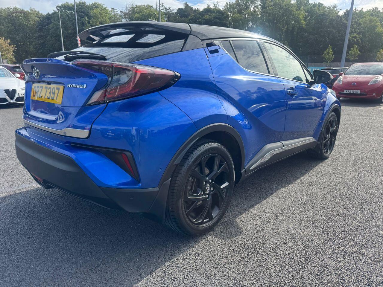 Toyota C-HR view 5