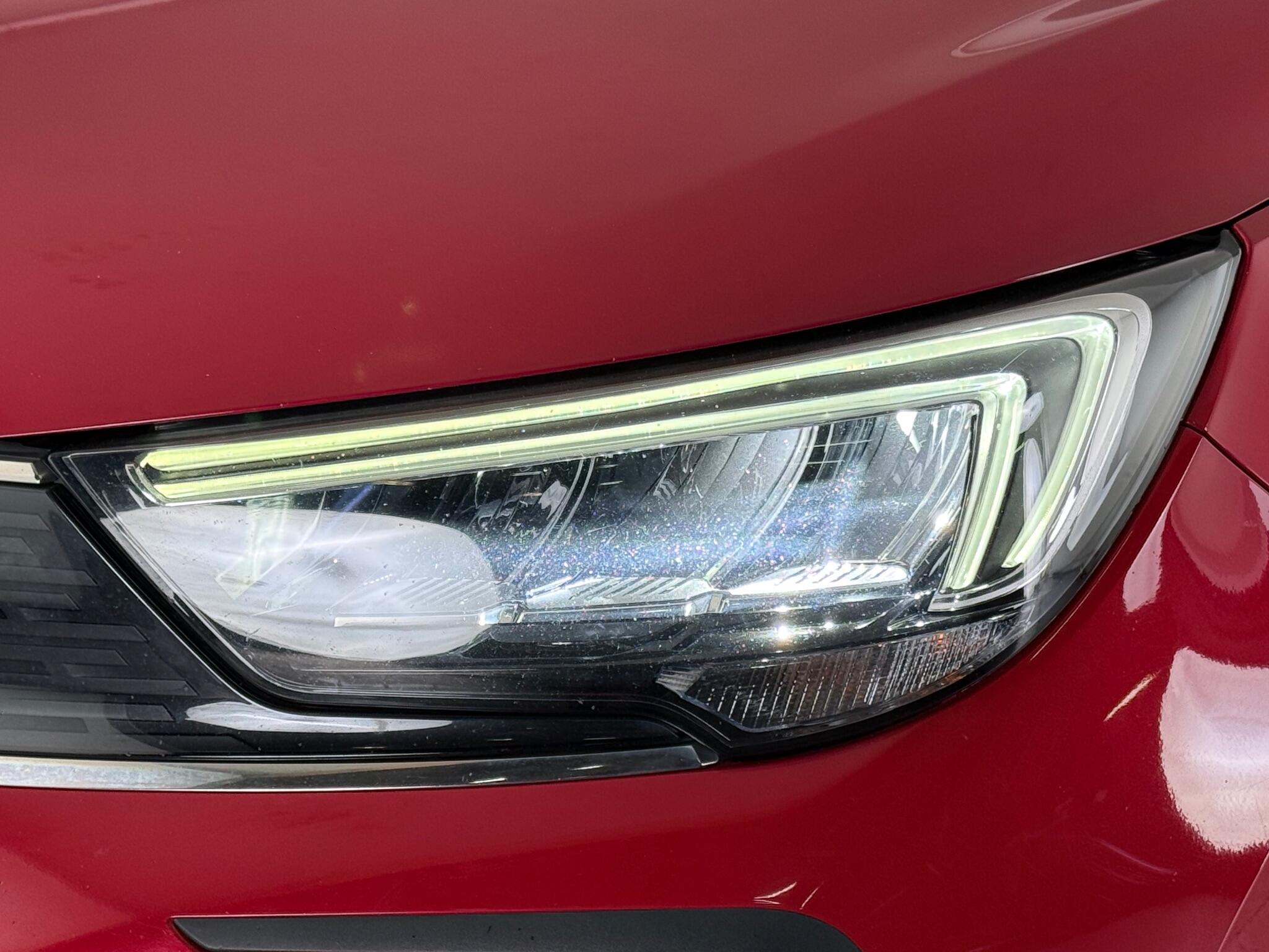 Vauxhall Crossland view 8