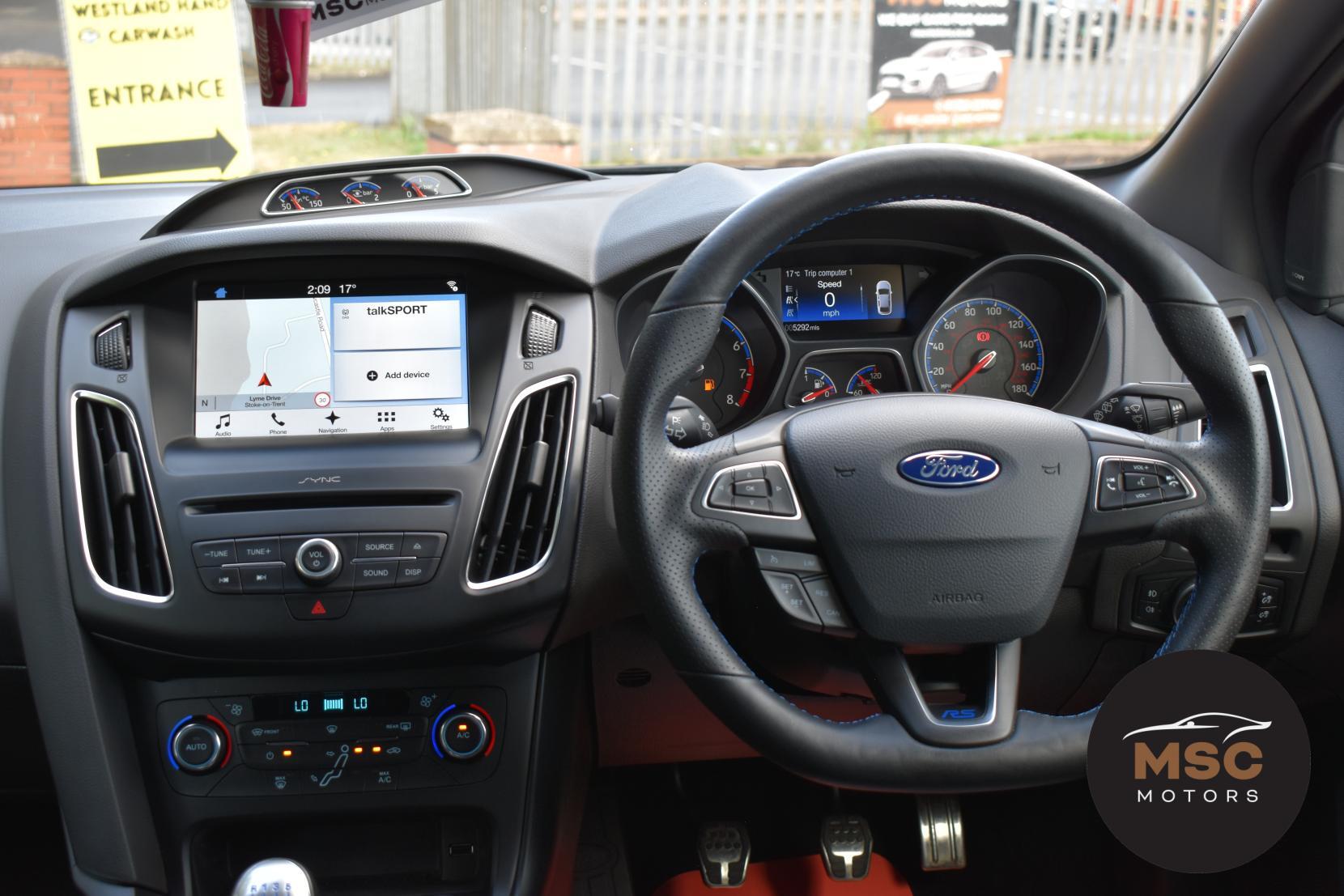 Ford Focus view 52