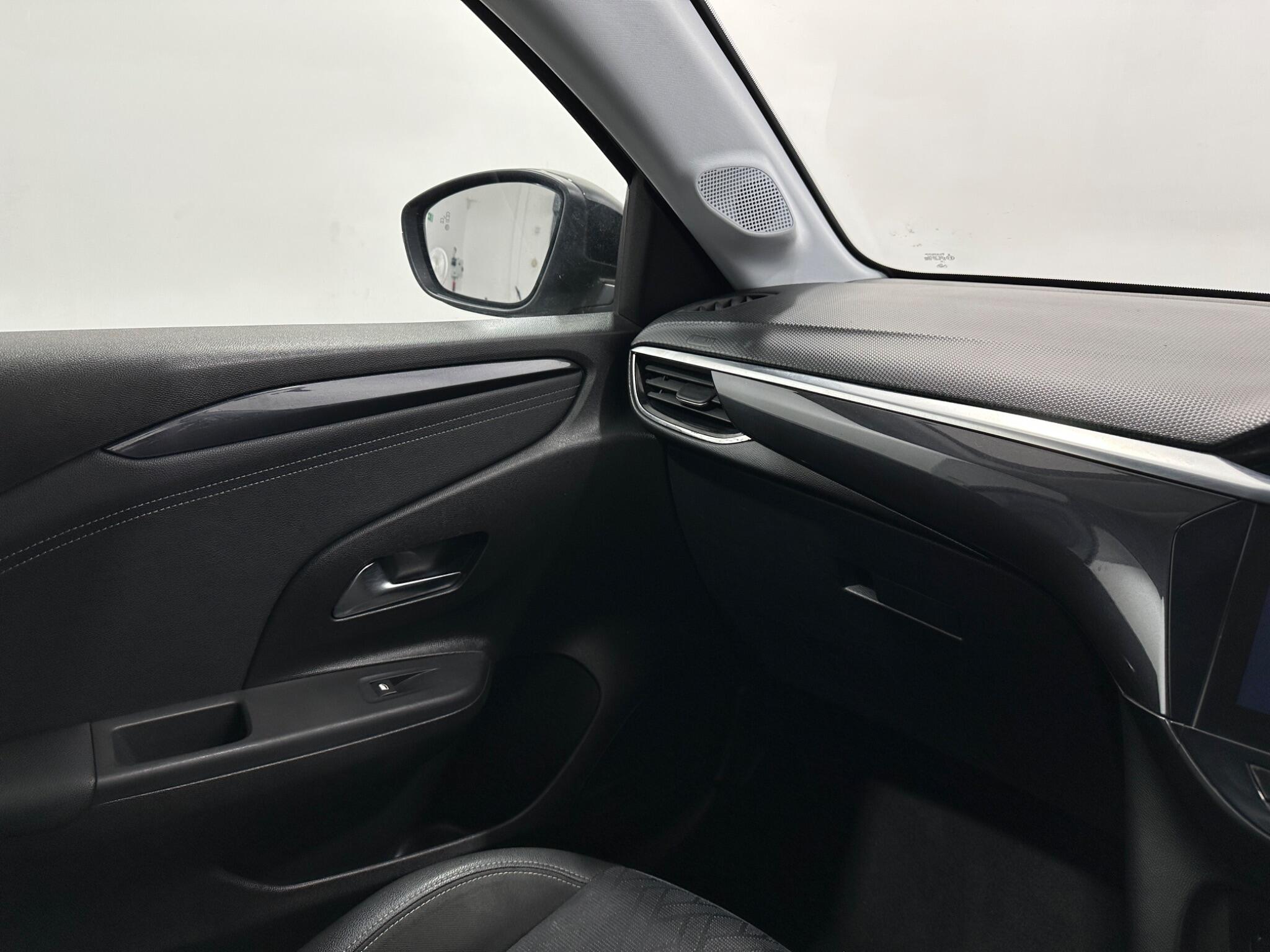 Vauxhall Corsa view 28