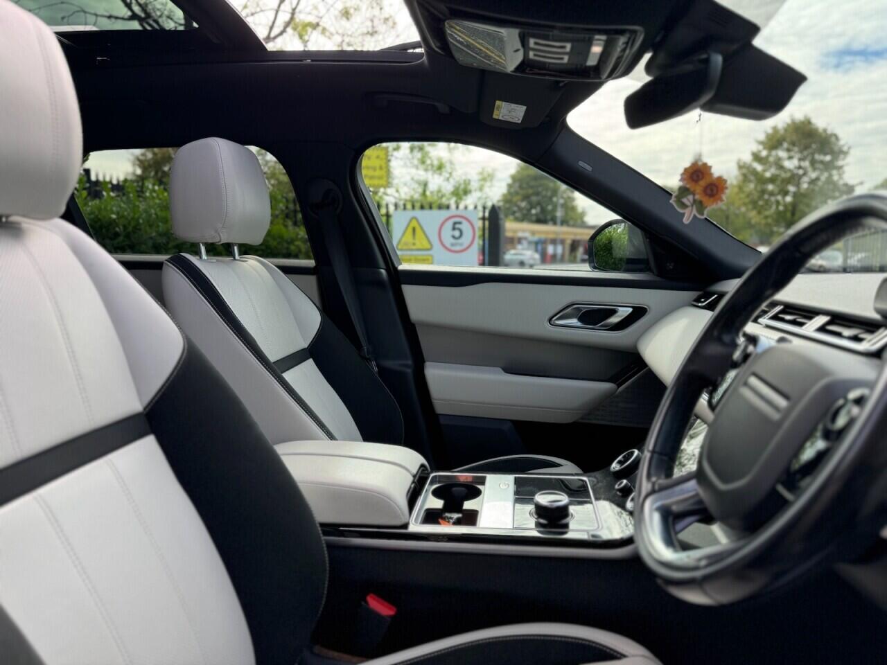Land Rover Range Rover Velar view 23