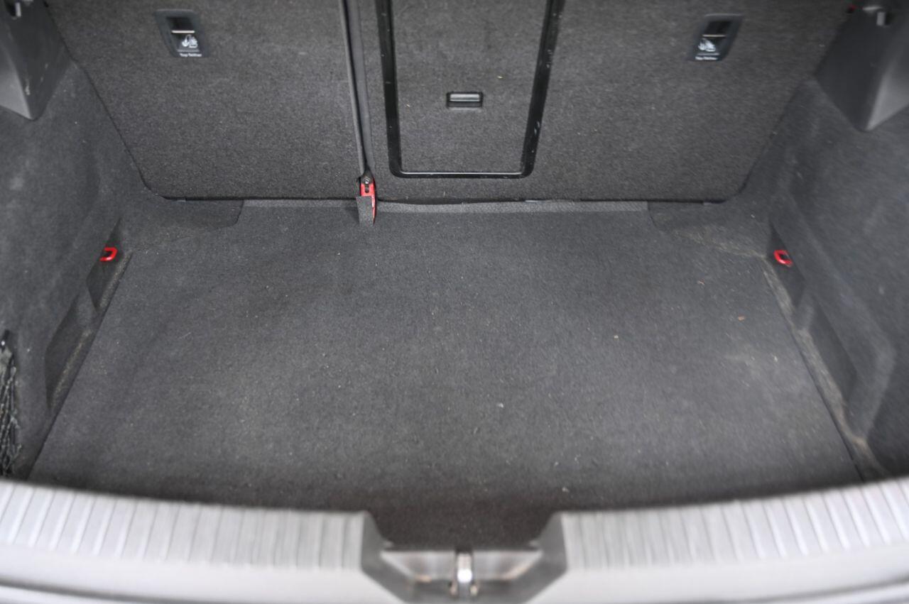 Seat Leon view 8