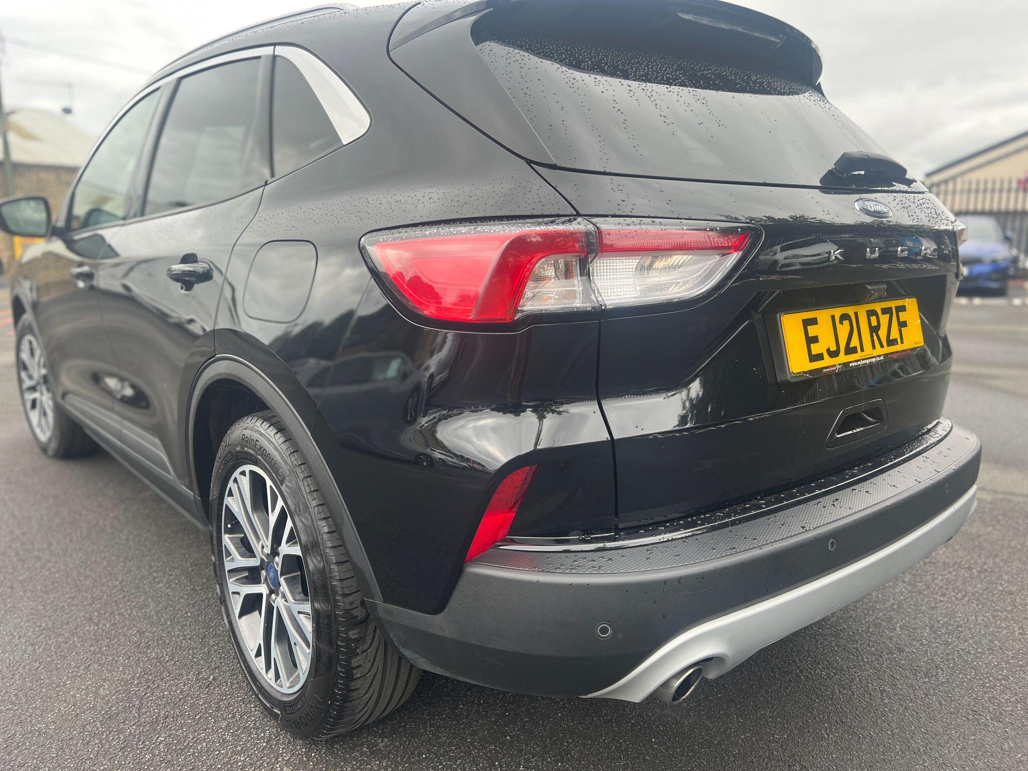 Ford Kuga view 5