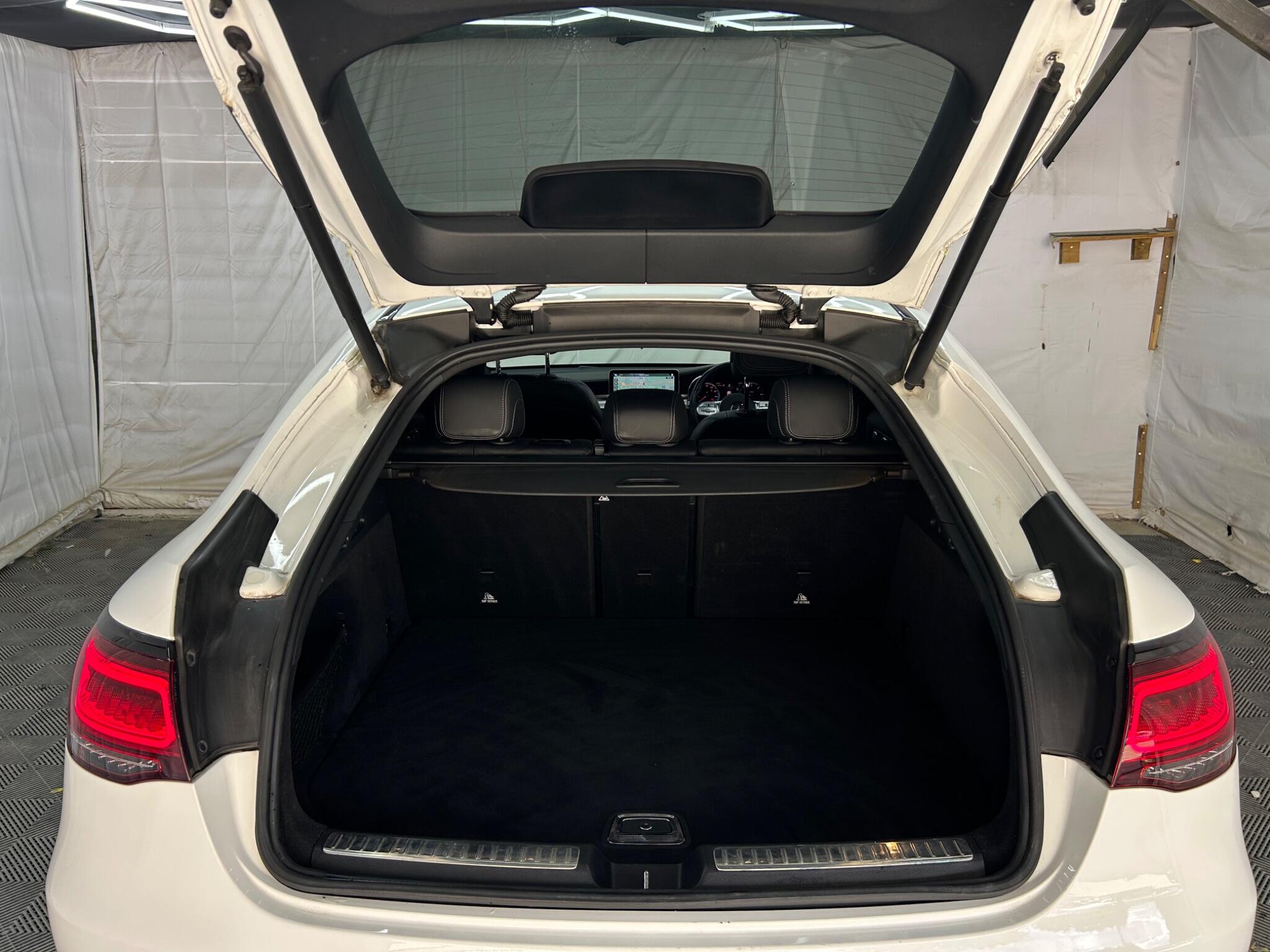 Mercedes-Benz GLC view 47